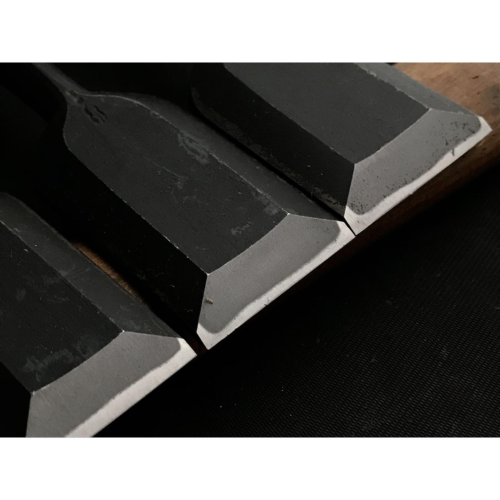 Old Stock Hidari Hisasaku First Generation Bench chisels set 掘出し物 池上喜作氏 初代左久作 追入組鑿