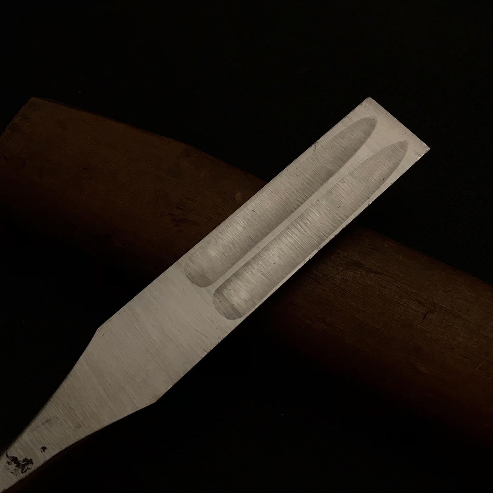 旧不動神 ダメキリ ノミ 掘り出し物 不動心 ダメ切り鑿 二つ裏 ダメキリノミ 18mm