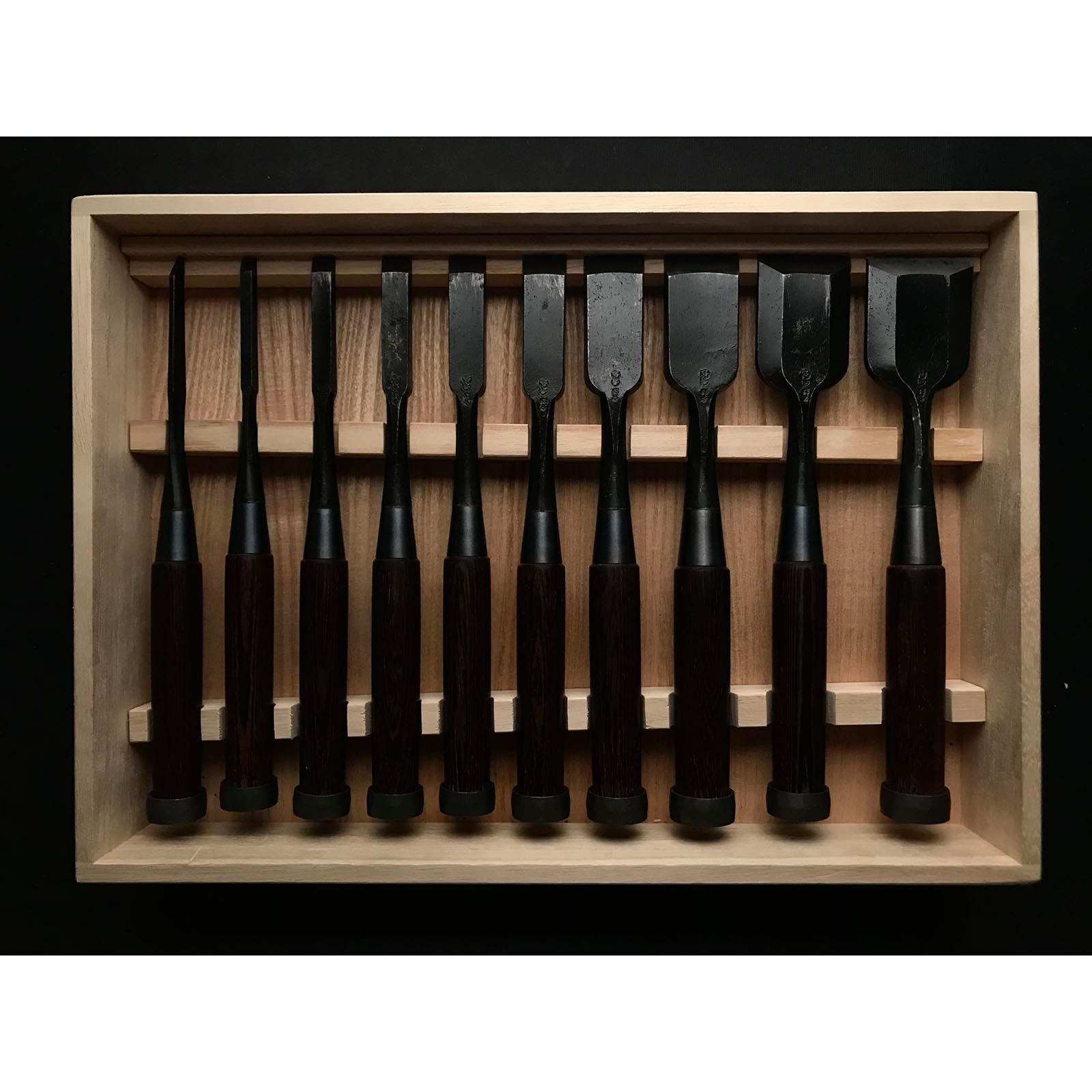 Old Stock Takahiro Kakuuchi Bench chisels set 掘出し物 孝弘 角打追入組鑿 鉄刀木柄