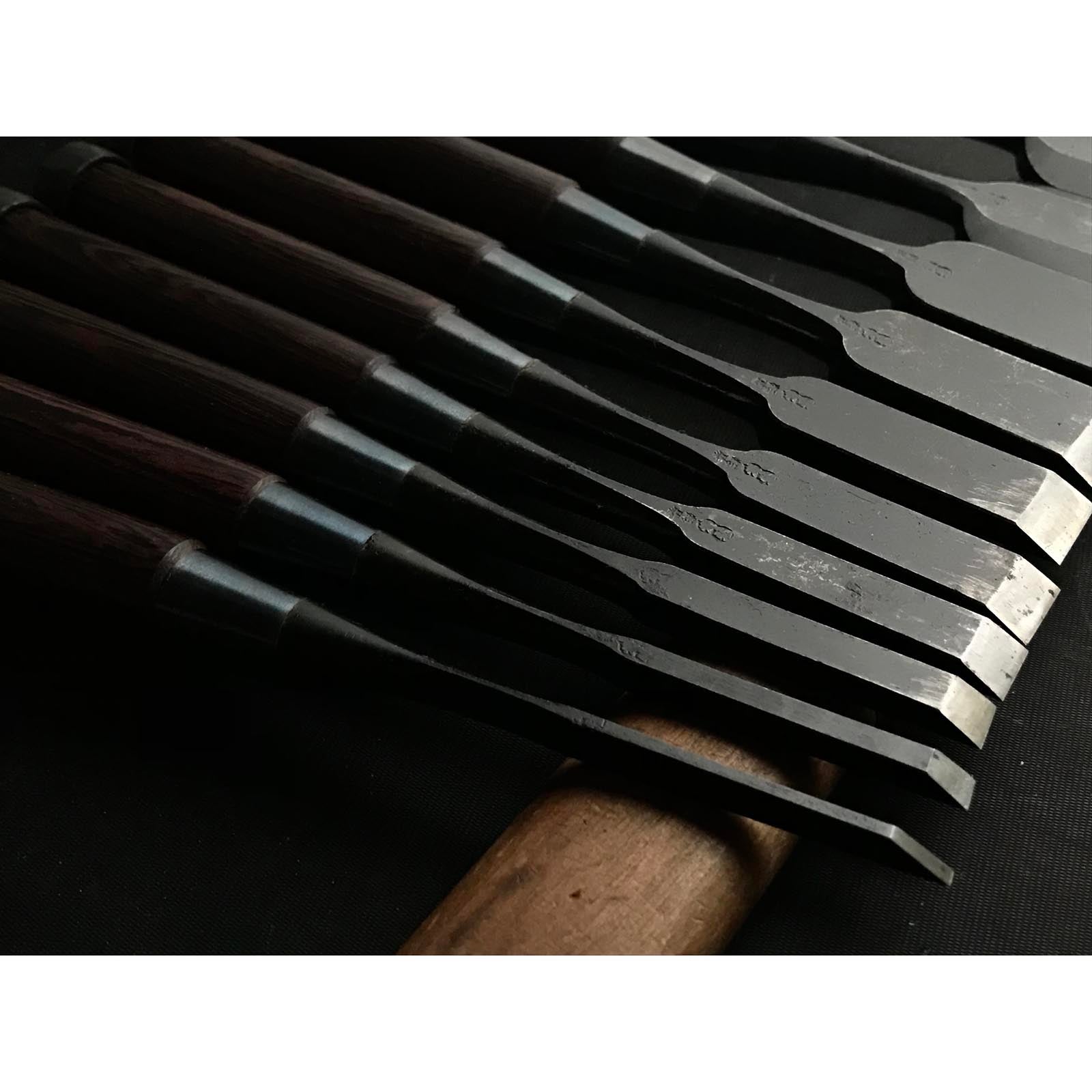 Old Stock Takahiro Kakuuchi Bench chisels set 掘出し物 孝弘 角打追入組鑿 鉄刀木柄