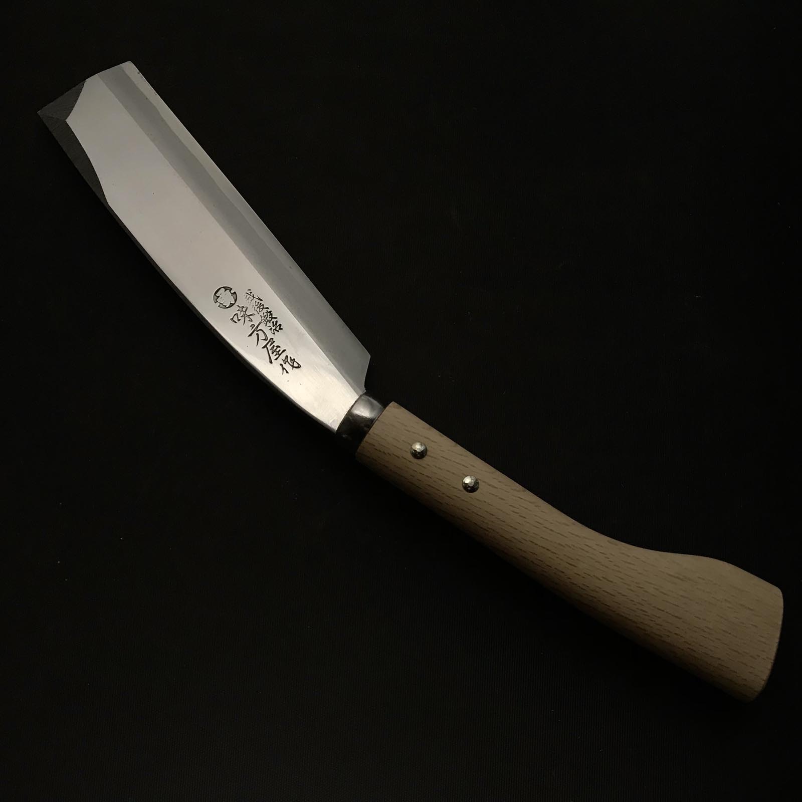 Ajikataya Single edged Nata by HinoUra Tsukasa Right hand 味方屋作 鉈 片刃 磨き仕上げ 右 180mm