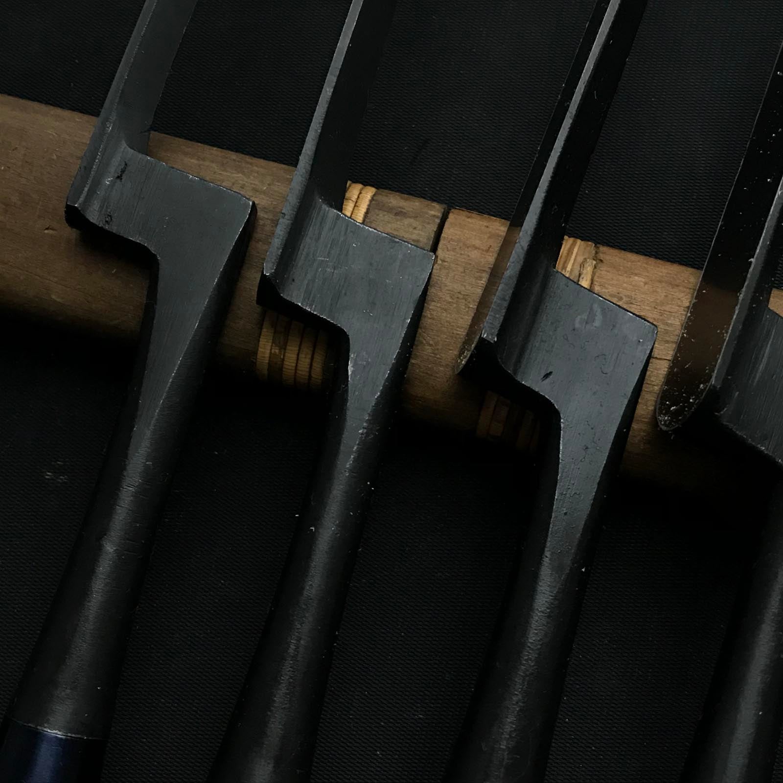 五百蔵秀夫作 五百蔵鏝鑿 鎬型 9,12,15,18,24,30mm