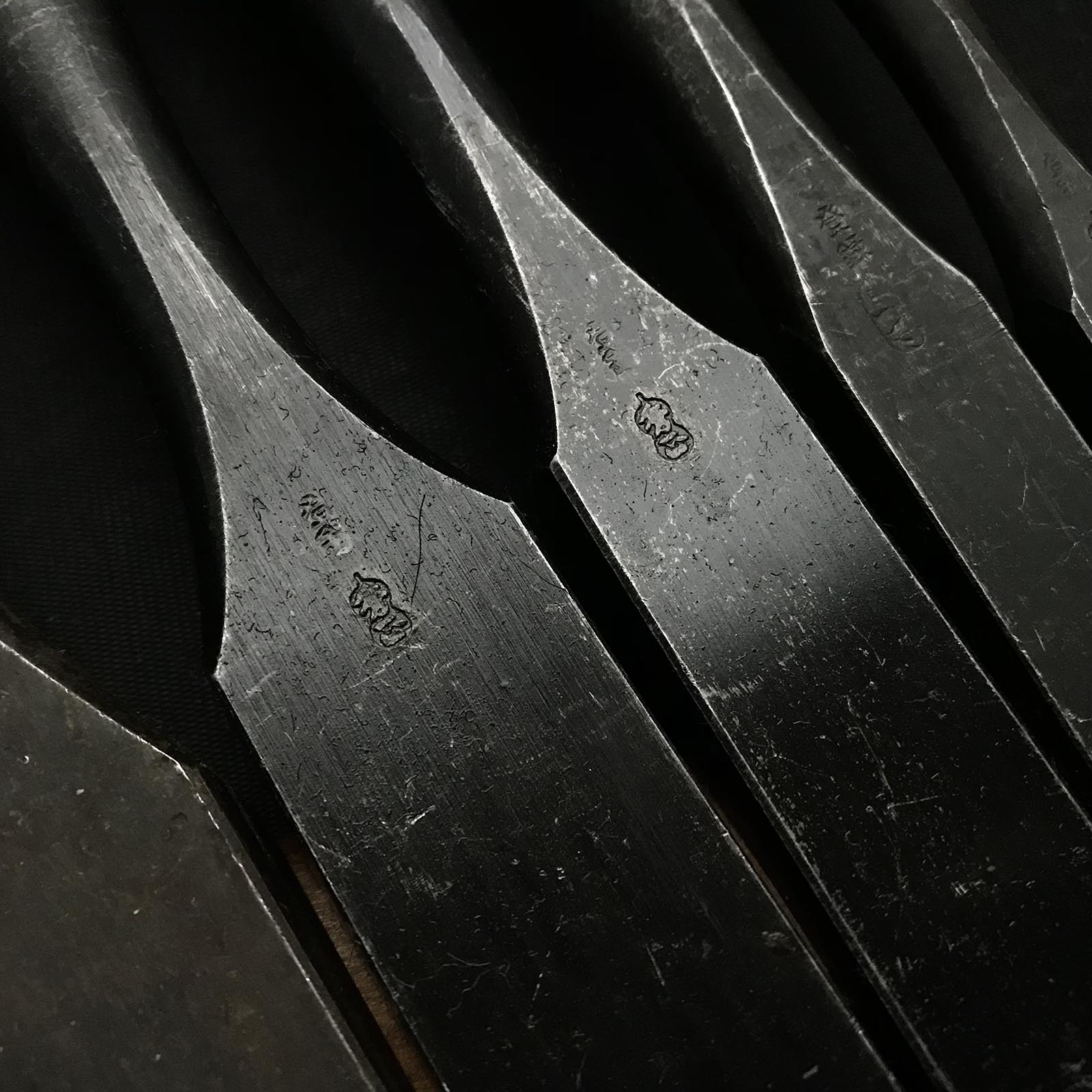 Old stock Damekiri chisels set 掘出し物 ダメ切り6本組鑿 Damekirinomi