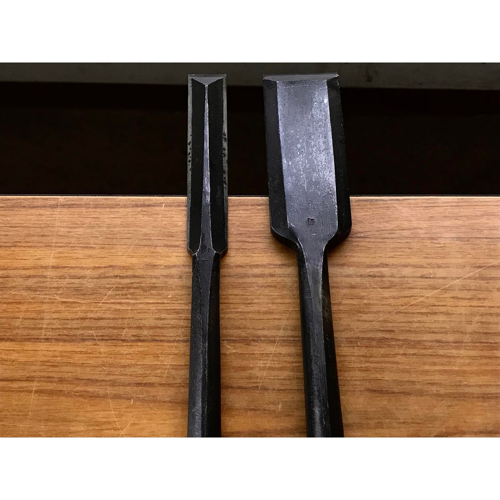 旧在庫 菊弘丸 鑿セット(大月のみ、本月のみ) 掘り出し物 菊弘丸 本突き組鑿 48,24mm