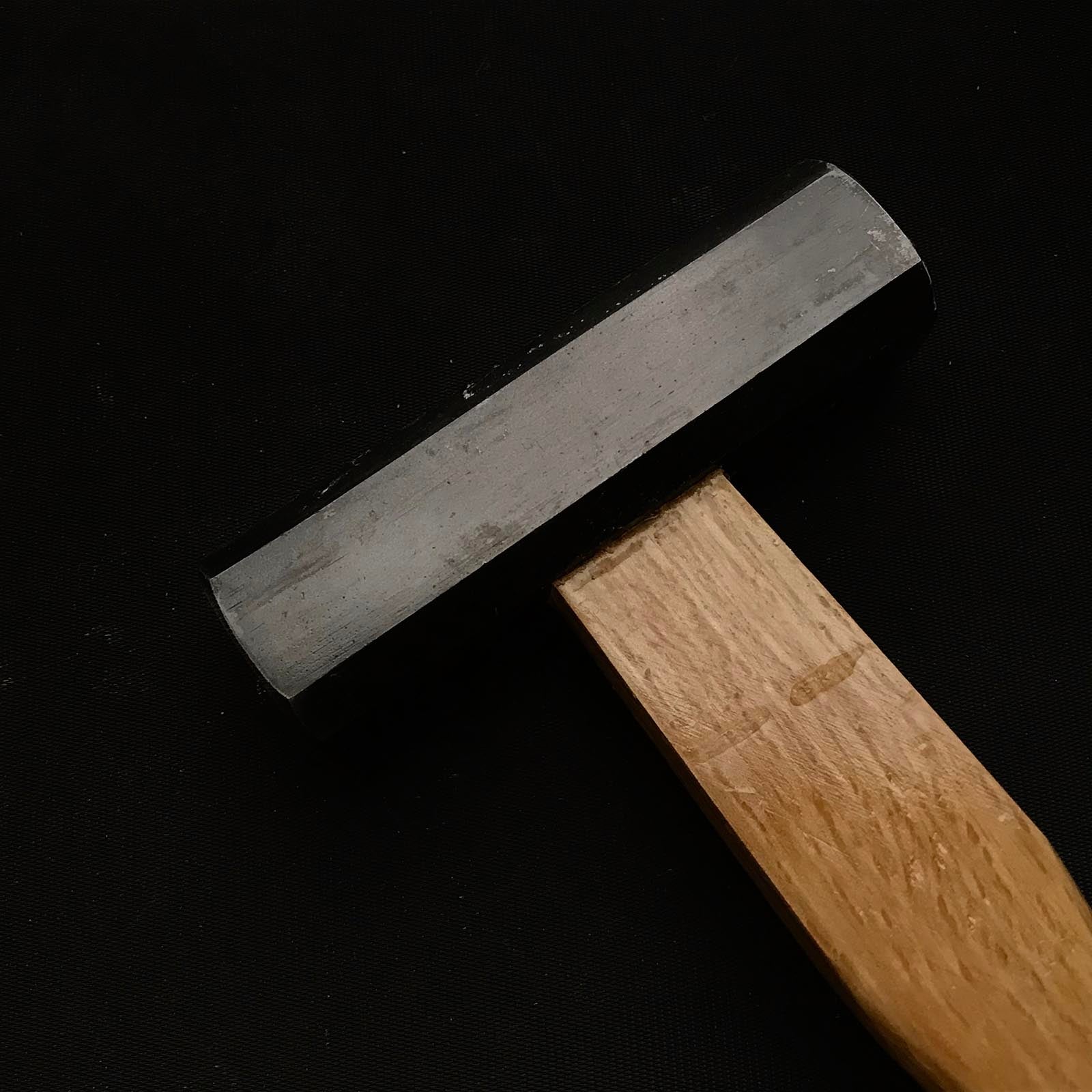 Old stock for beginner Marumasu Octagon Hammers Blacksmith finish with handle 掘出し物 丸增 八角玄翁 柄付 黒仕上