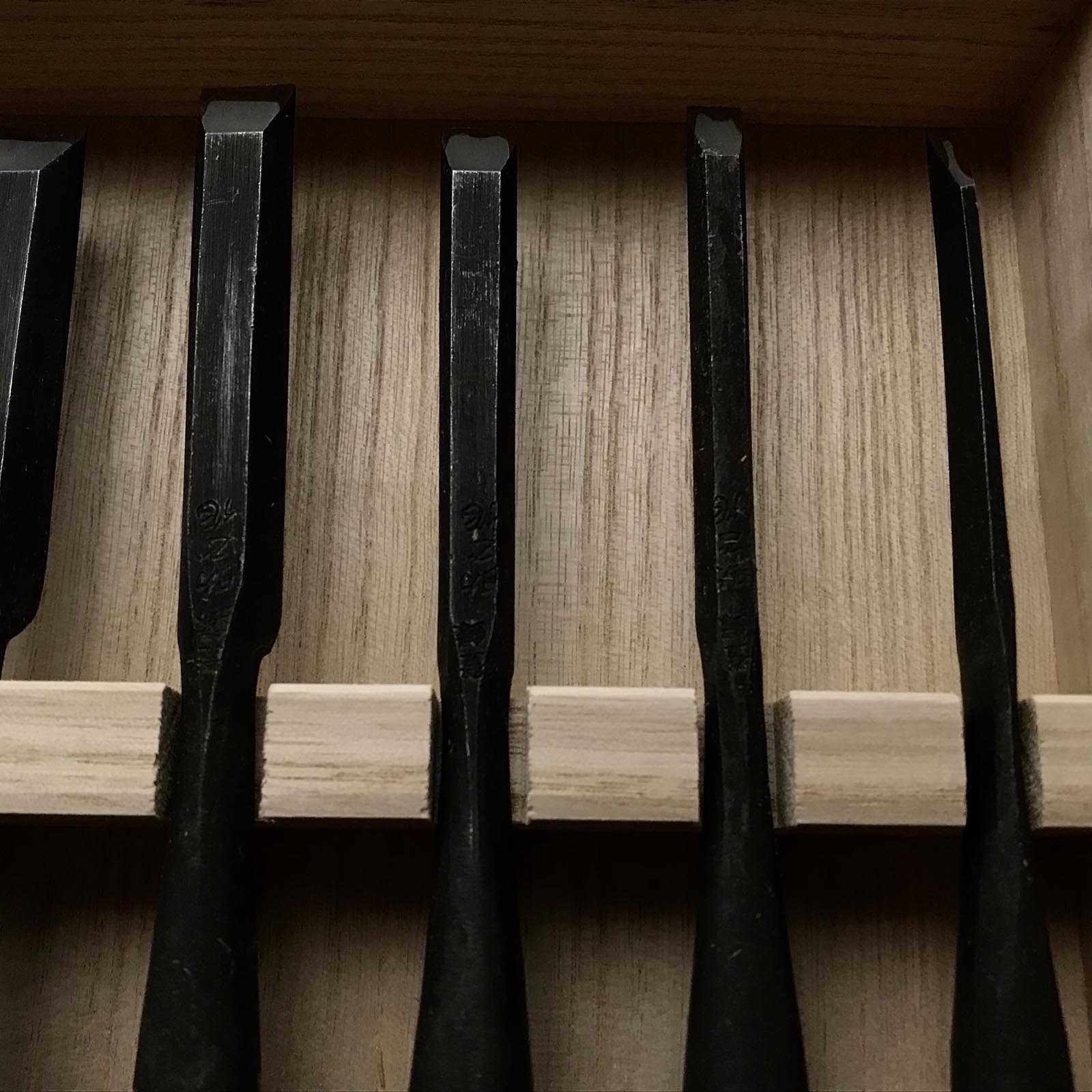 Sukemasa Bench chisels set with blacksmith finish 助正 黒仕上 追入組鑿 Oirenomi