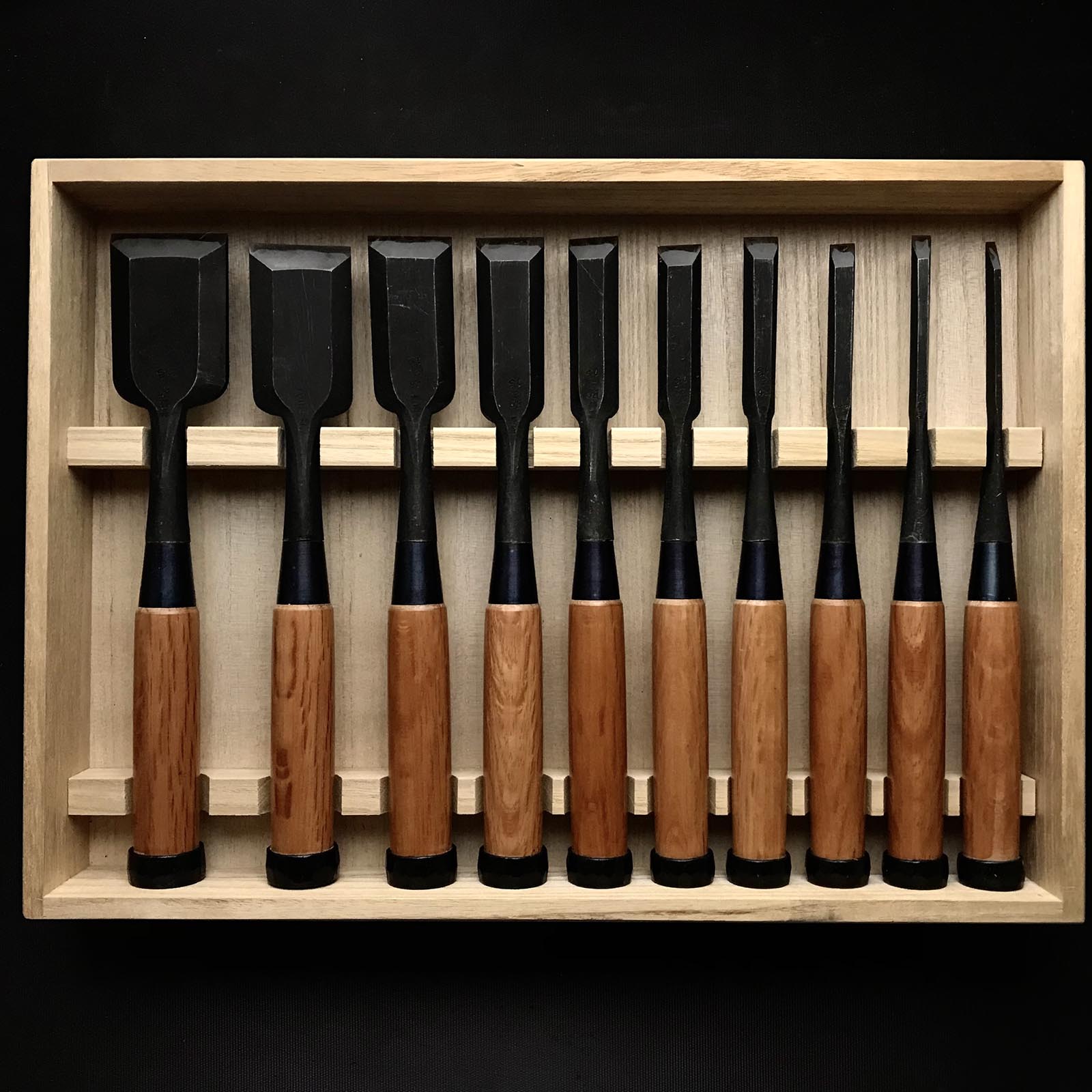 Sukemasa Bench chisels set with blacksmith finish 助正 黒仕上 追入組鑿 Oirenomi