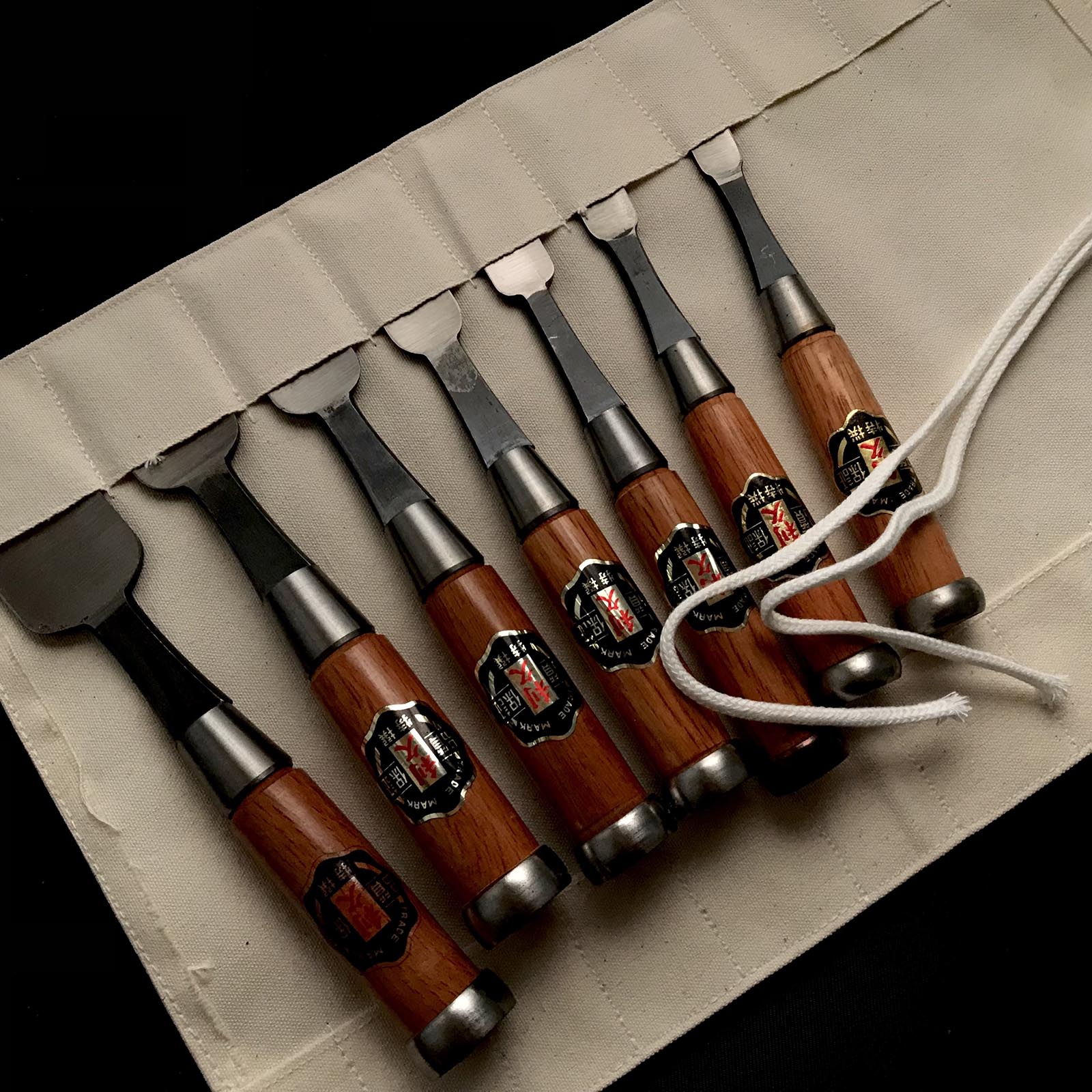 Old stock Toshihisa Hiramachi type Bench chisels set 掘出し物 利久 平待追入鑿 7本組 Hiramachi-nomi