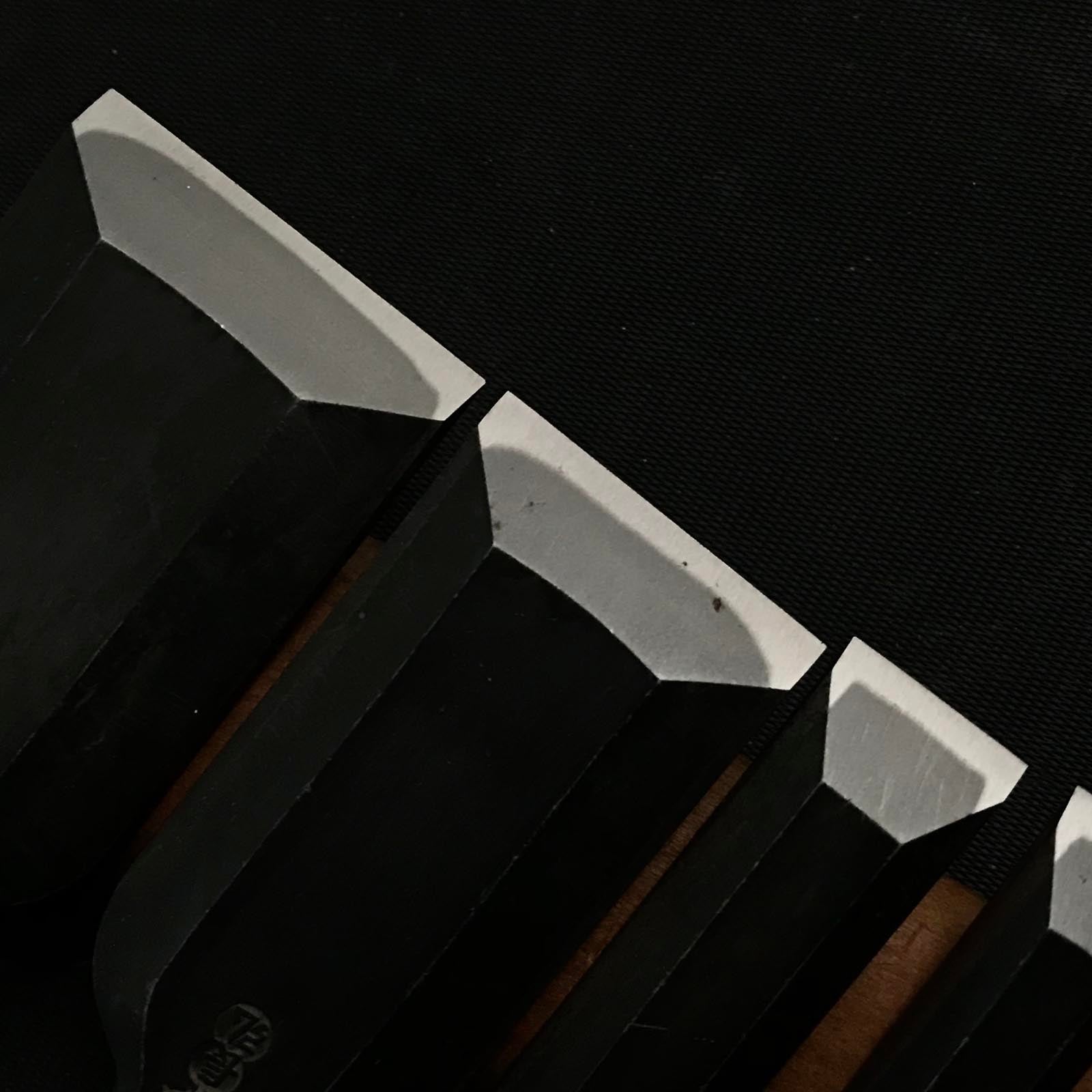 旧在庫長広(ながひろ)初期作 卓上ノミセット 掘り出し物 長弘 追入鑿 7本組 おいれのみ