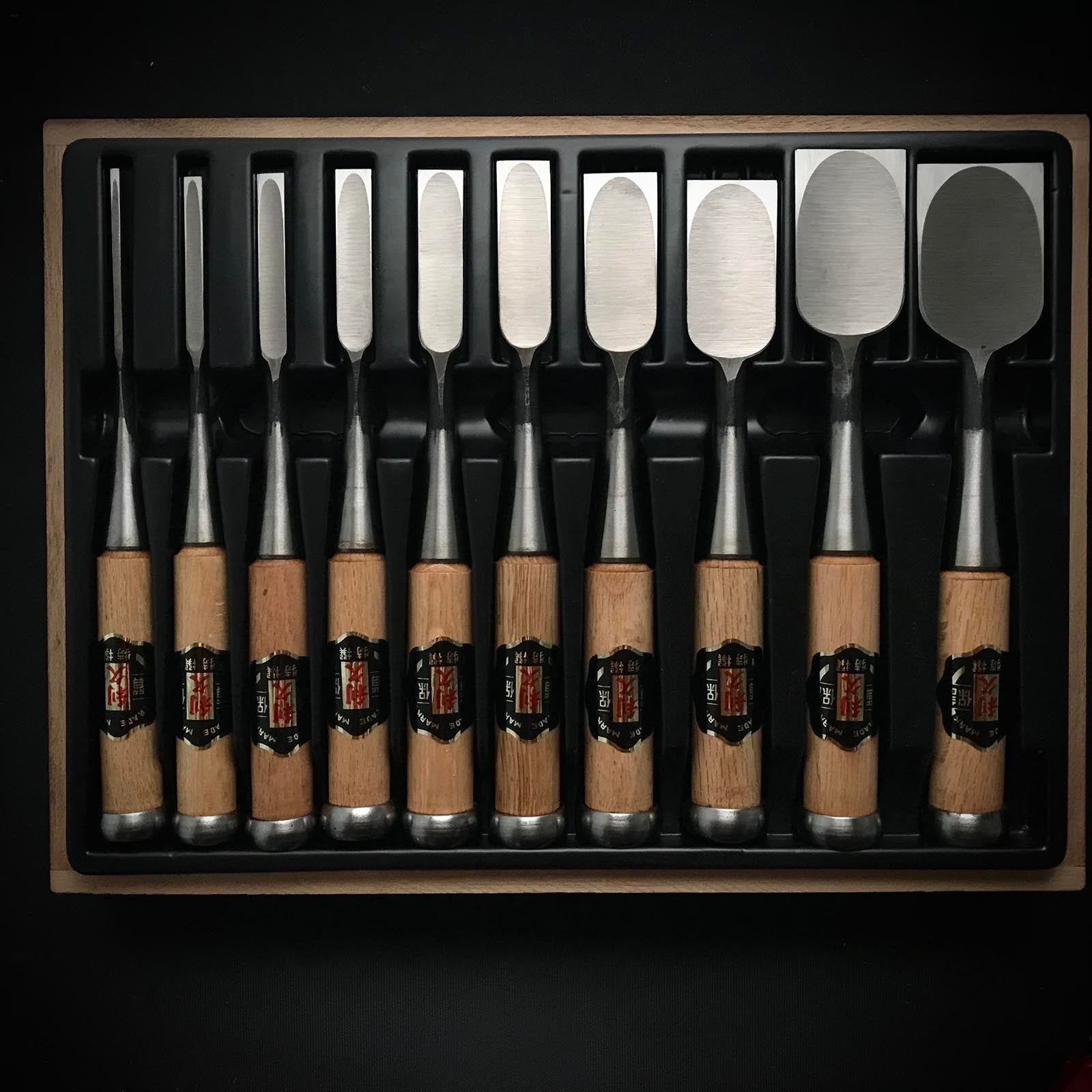 旧蔵利久 卓上ノミセット 掘り出し物 利久 追入10本組鑿 おいれのみ