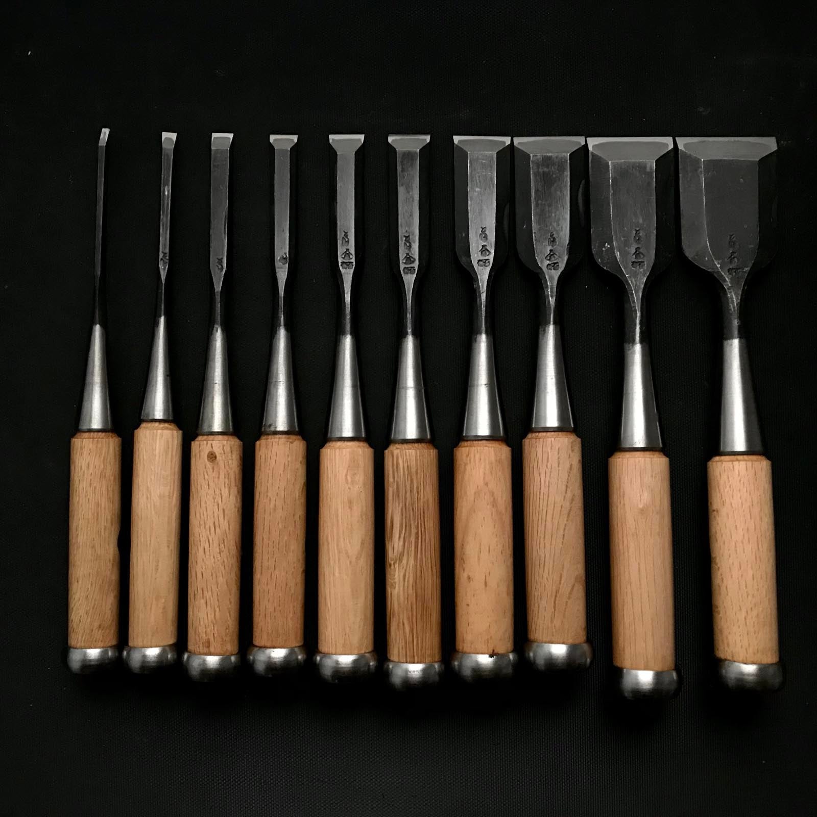 旧蔵利久 卓上ノミセット 掘り出し物 利久 追入10本組鑿 おいれのみ