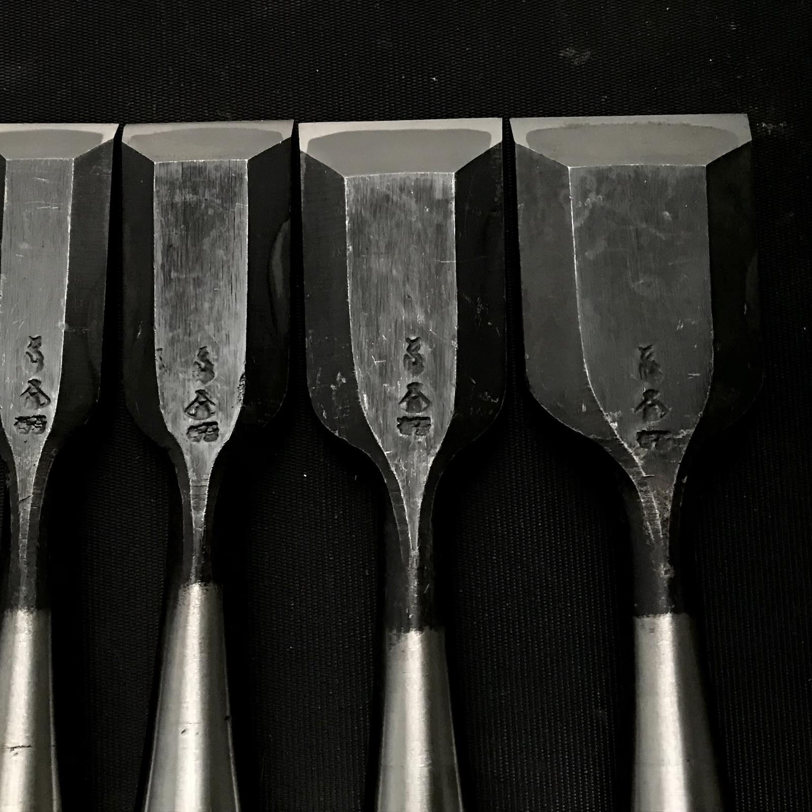 旧蔵利久 卓上ノミセット 掘り出し物 利久 追入10本組鑿 おいれのみ