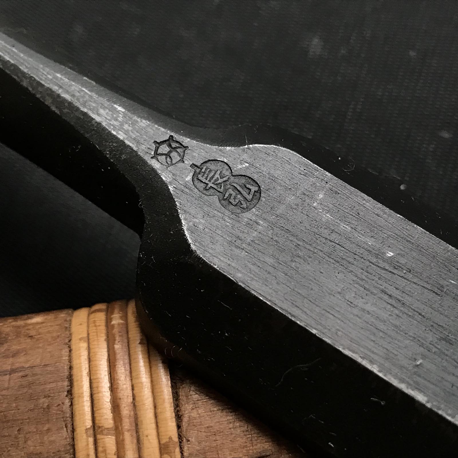 Old stock Osahiro (Nagahiro) Timber chisels 掘出し物 長弘 叩鑿 30mm Tatakinomi