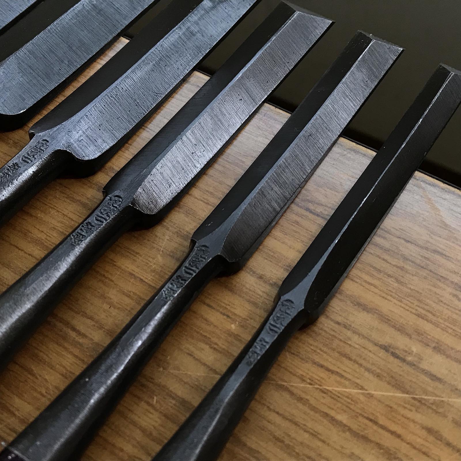 Fujihiro Dovetail Paring chisels by Chuutarou Imai 今井忠太郎作 二治弘 鎬薄鑿 Usunomi 12,15,18,24,30,36mm