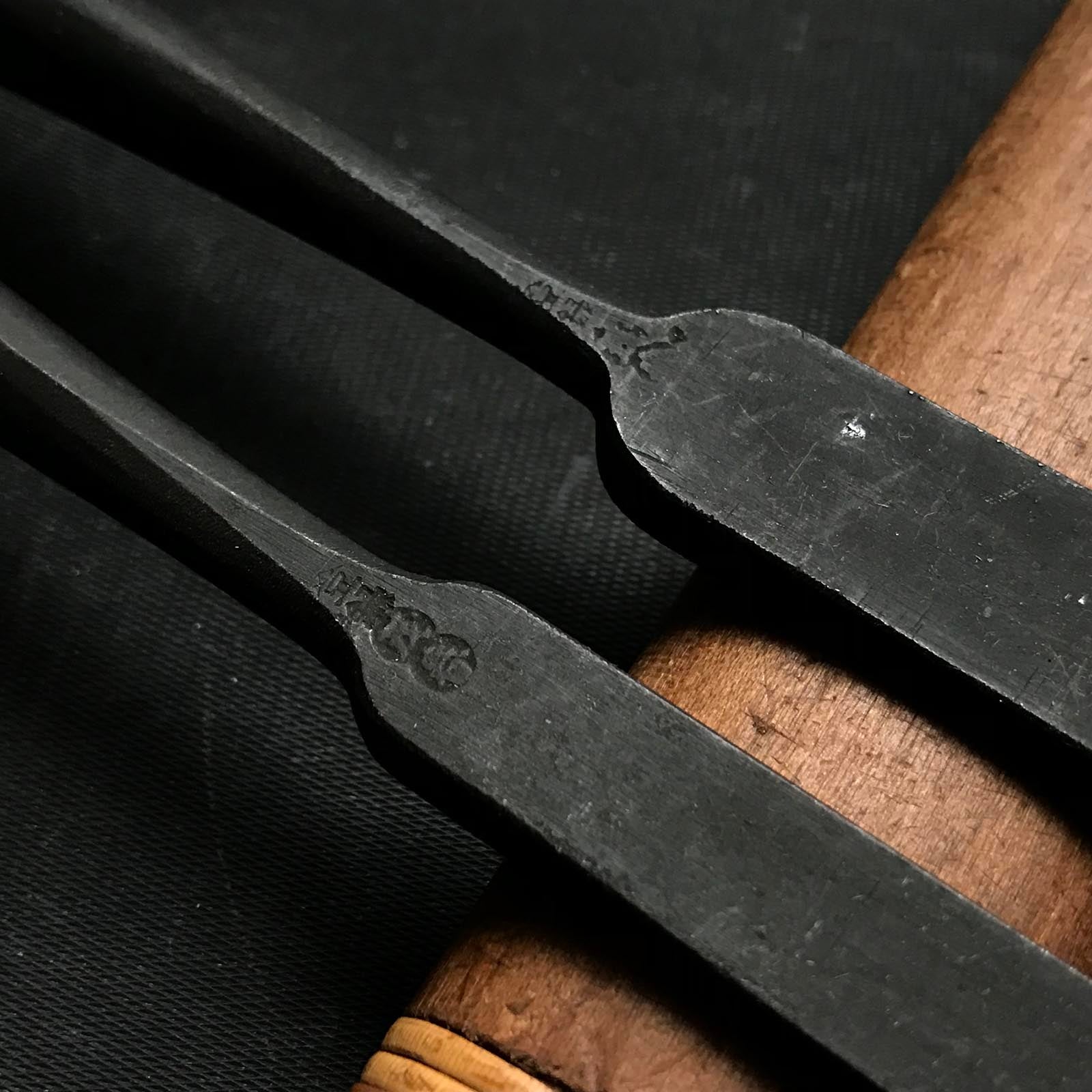 旧在庫 金広 臼のみ 白鋼付 掘り出し物 兼弘 角打薄鑿 9,18mm