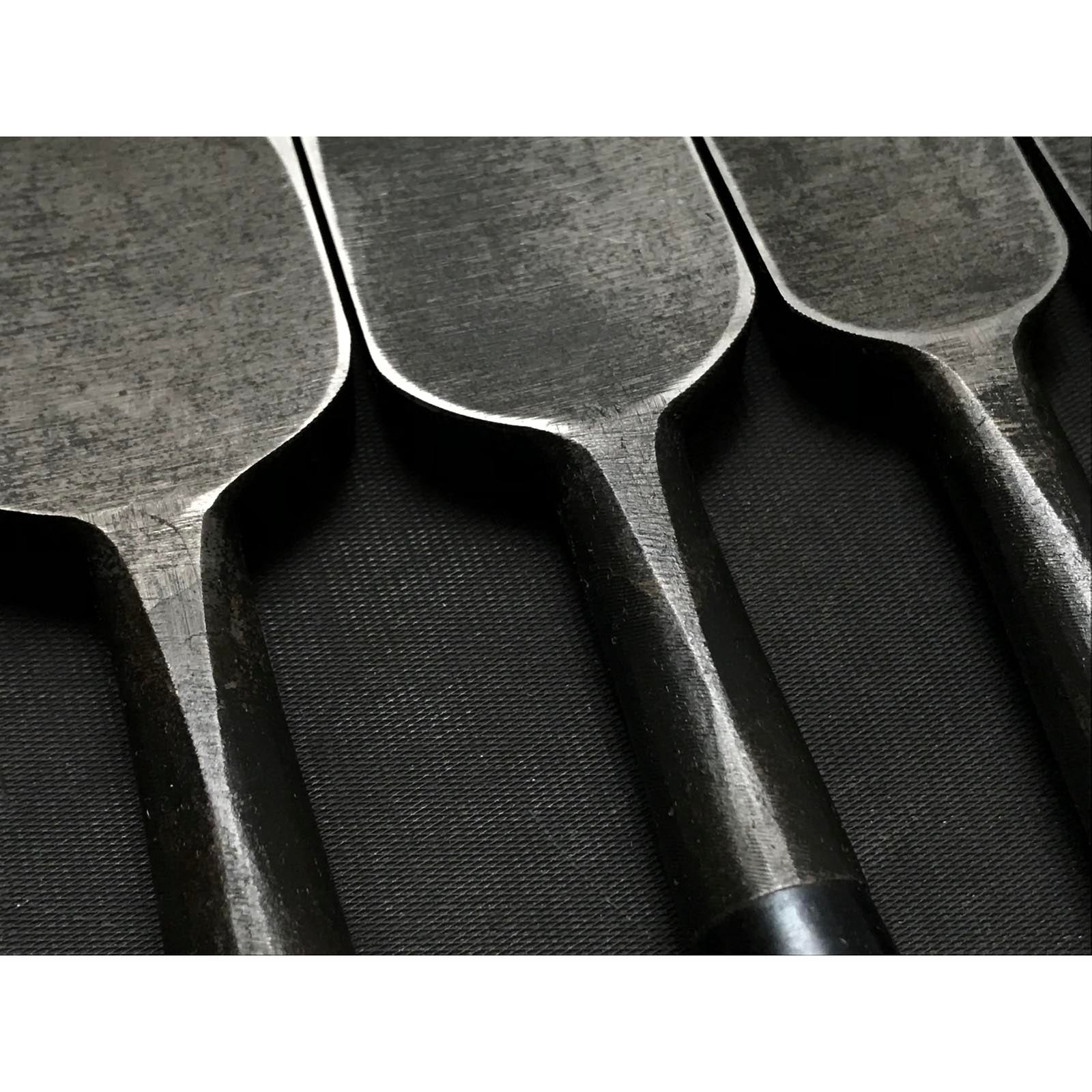 Kanetake Kaku-uchi Type Bench chisels set by Takahashi Norikazu 高橋典三作 カネ武 角打追入組鑿 Oirenomi