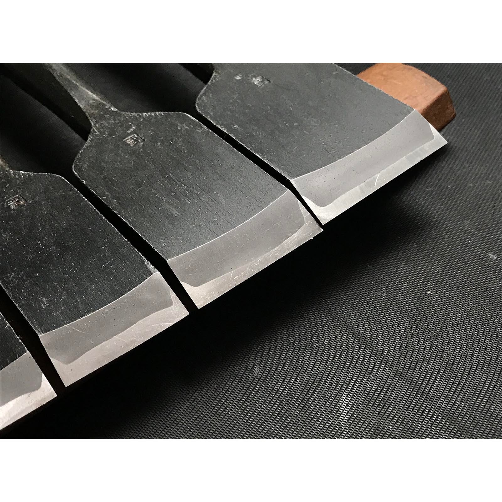 Kanetake Kaku-uchi Type Bench chisels set by Takahashi Norikazu 高橋典三作 カネ武 角打追入組鑿 Oirenomi