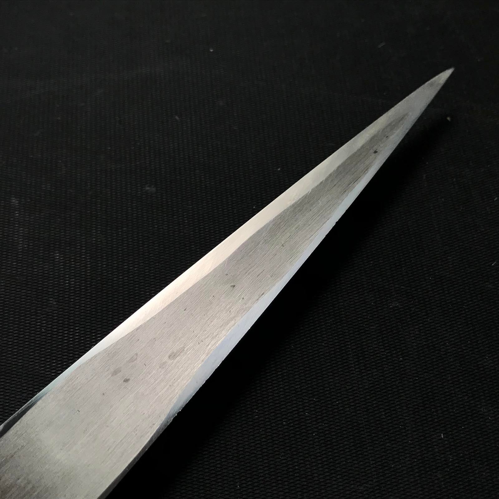 Old stock Kaneharu Kuri Kokatana (Carving knife) with white steel 掘出し物 包春 繰小刀 左 140mm