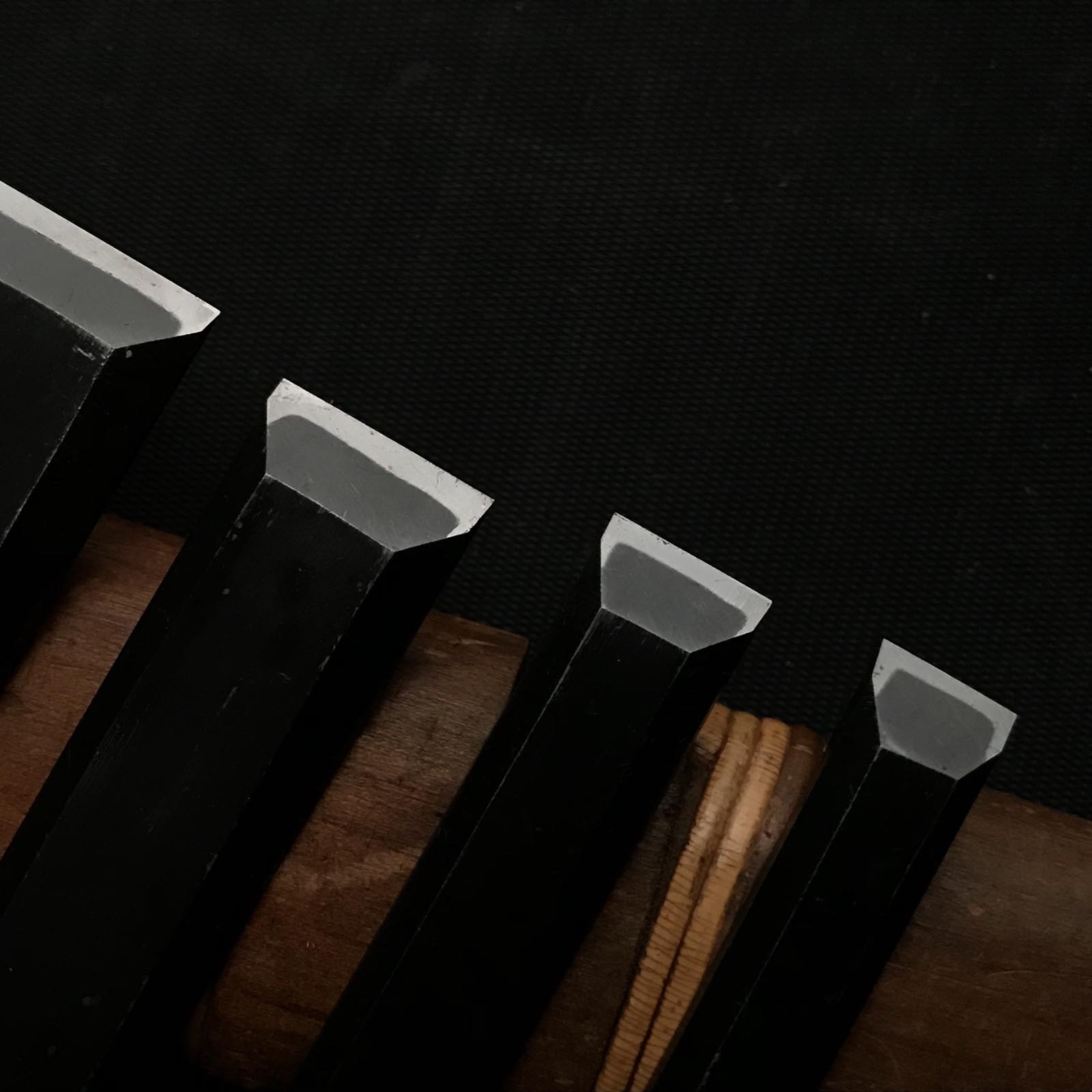 Fujihiro Paring chisels by Chuutarou Imai 今井忠太郎作 二治弘 薄鑿 Usunomi 9,12,15,18,24,30mm