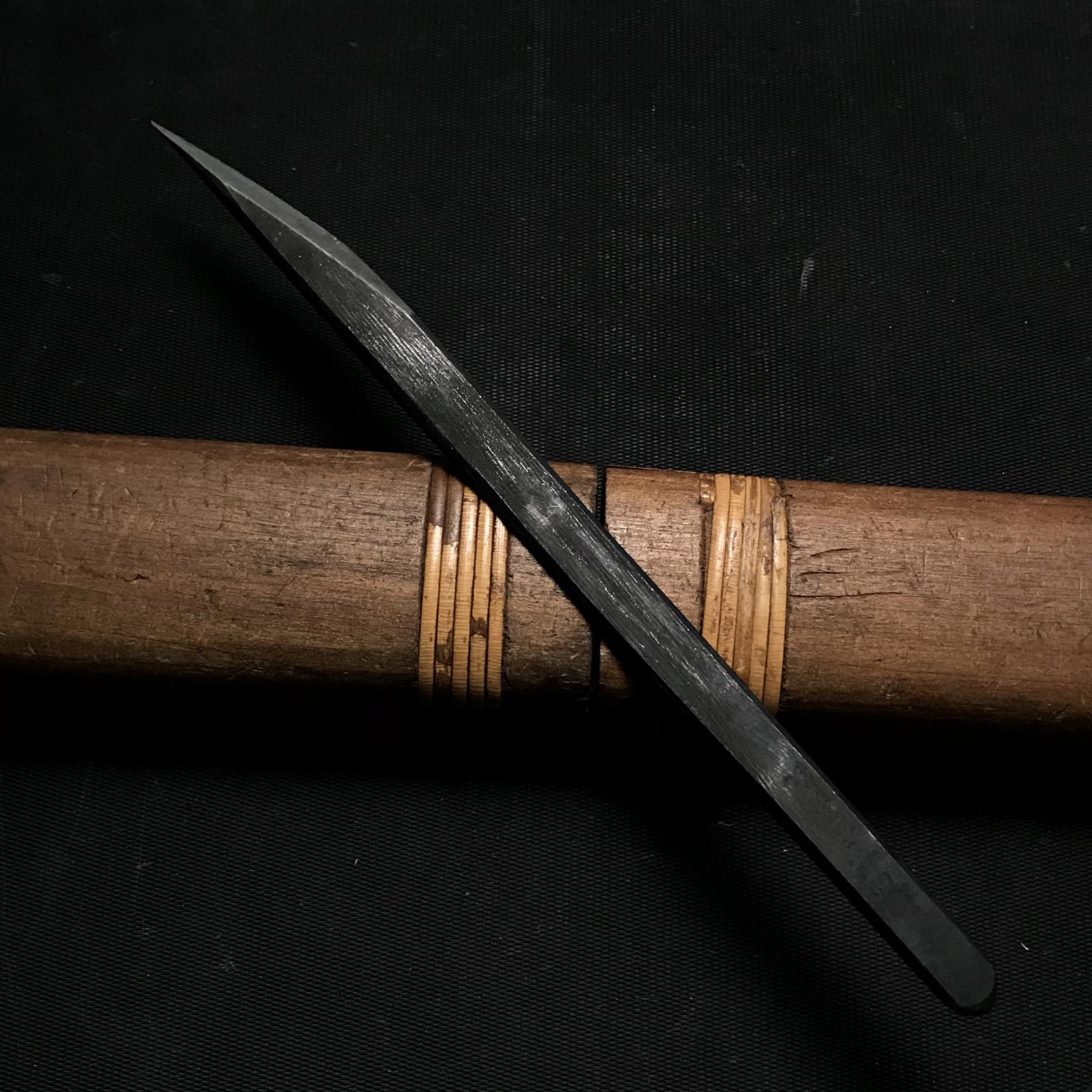 Old stock Toramaru kiridashi Kokatana with white steel 掘出し物 虎丸 細切出小刀 右 9mm