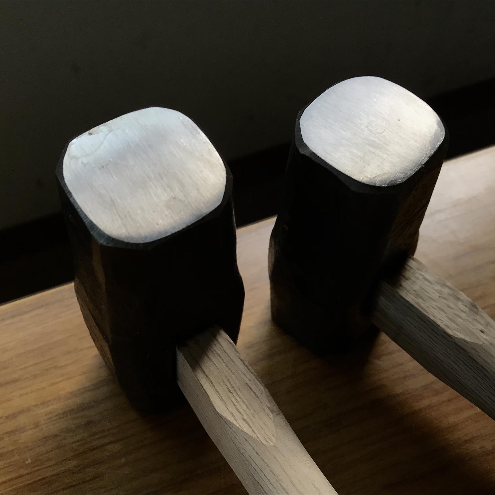 鍛冶屋道具 火造槌柄付 1.1kg, 1.3kg