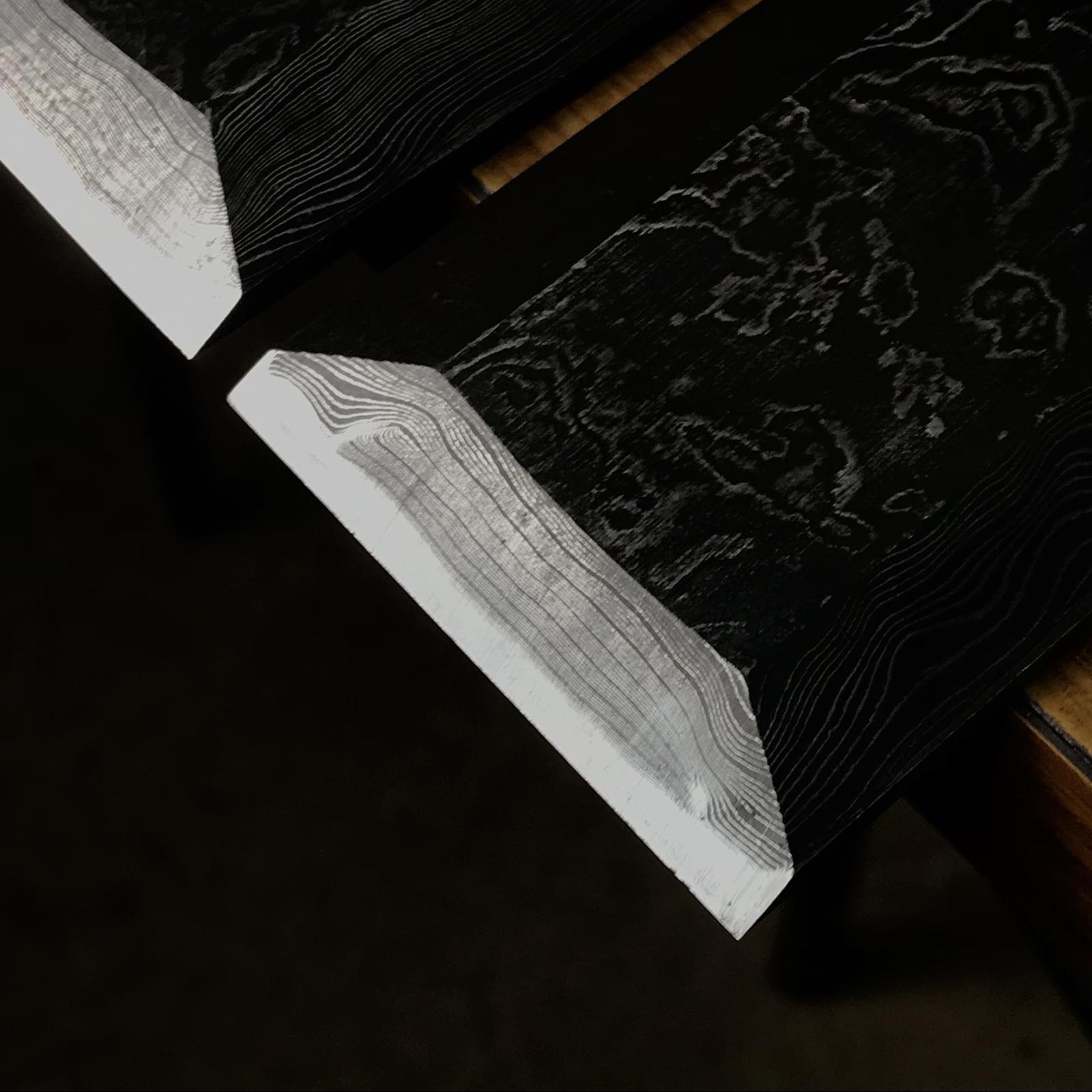 助正 幅広叩き鑿 幅広叩き鑿 75,90mm たたきのみ 助正 墨流し