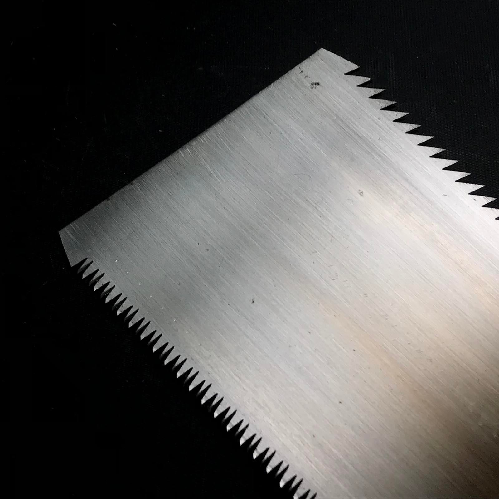 #R4 Ready to use! Old stock Double Edge (Ryoba) Saw with Eddy Type Handles set by Kurashige 直ぐ使い 倉重栄助氏目立 渦巻き柄 両刃鋸 270mm