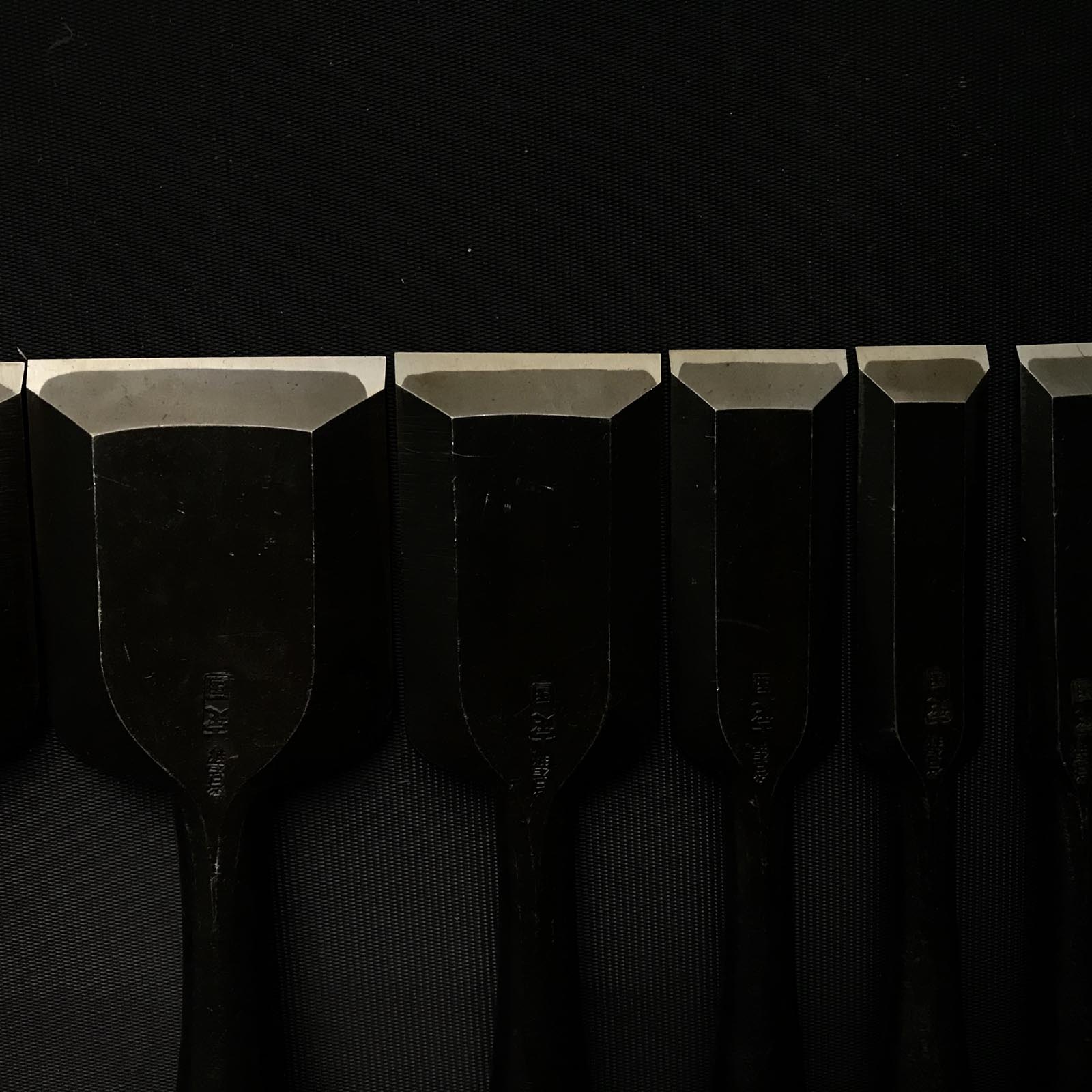 兵部藤原定國作 兵部藤原定國作 追入16本組鑿 おいれのみ