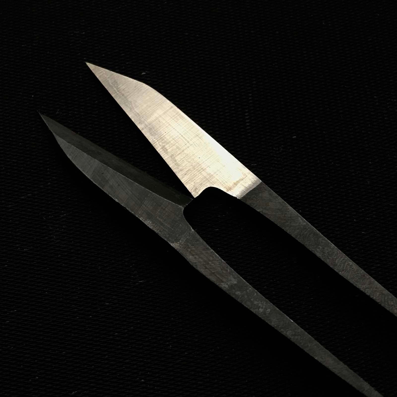 Suishinshi Munechika 水心子宗近 | Nigiri basami 握り鋏 | Hand made 手作り | Traditional Japanese scissors