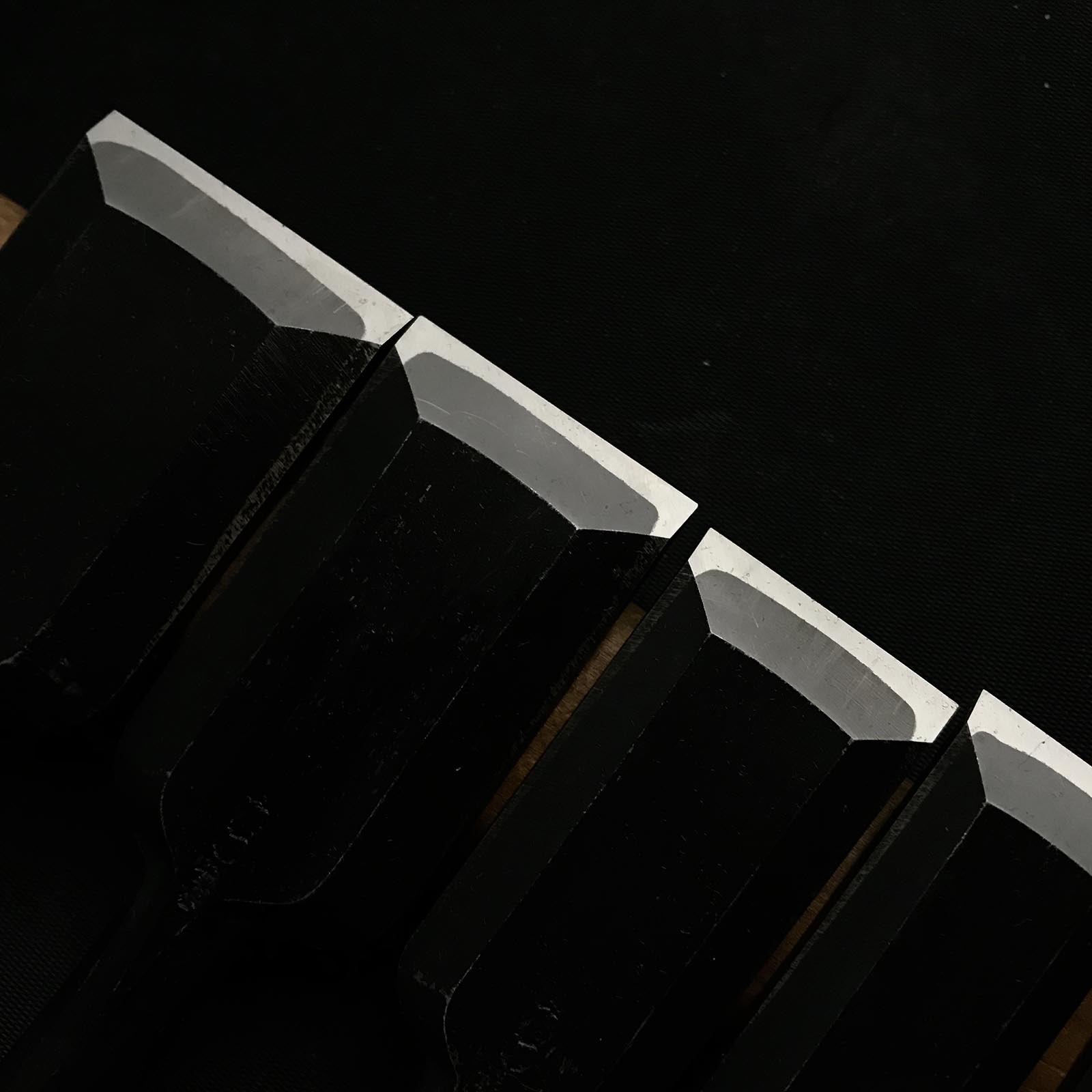 Old stock Bench chisels set of Yamahiro's early works 岡山猛作 追入10本組鑿 山弘 三分長柄 Oiirenomi