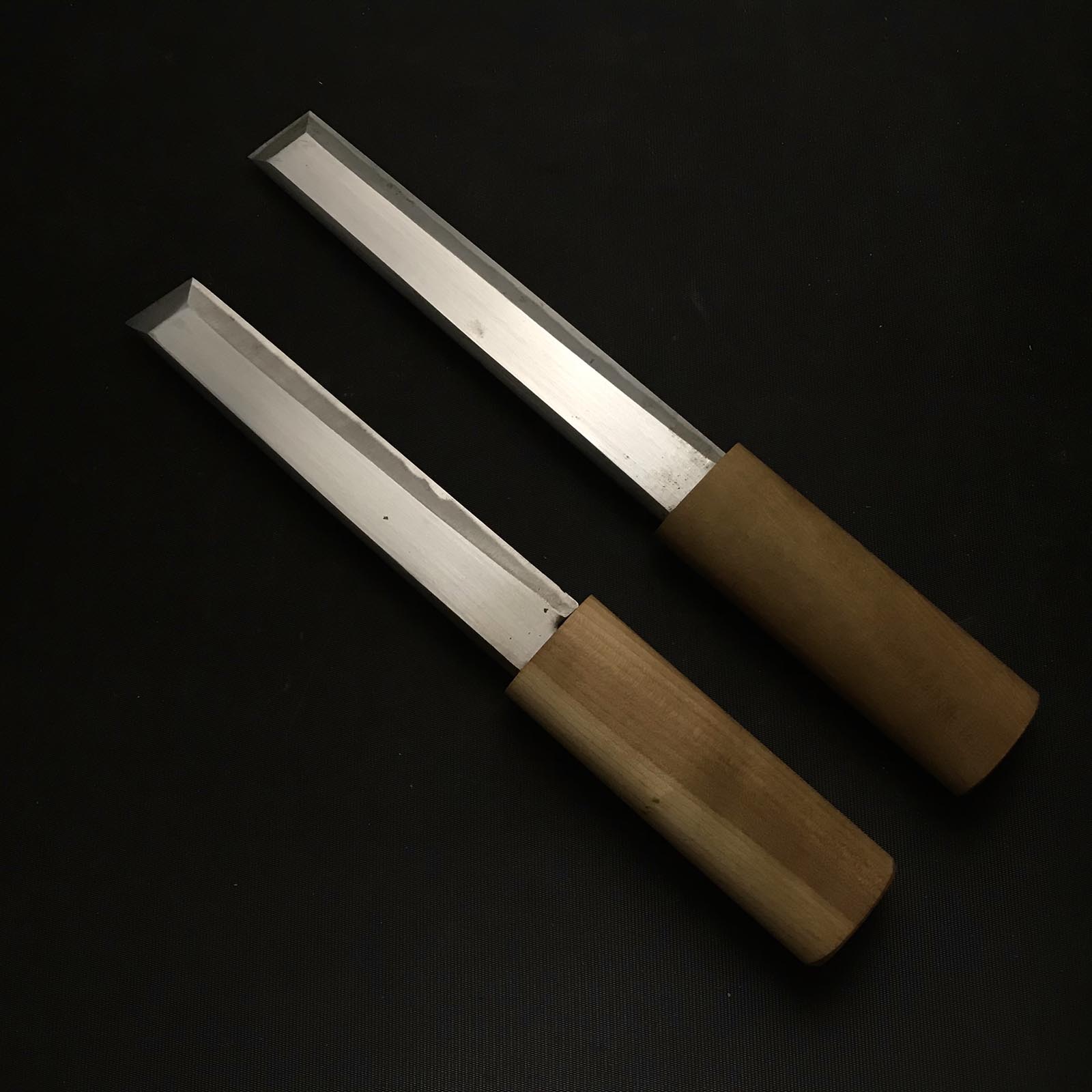 掘出し物 直近 玉鋼 塗師屋小刀 右 150mm&180mm