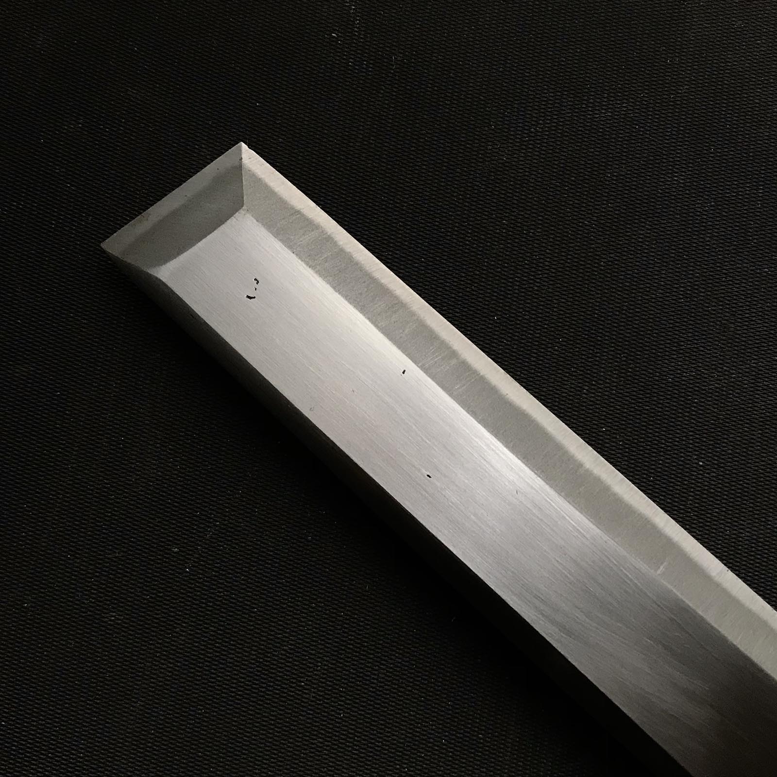 Old stock Naochika Nushiya Kokatana right hand 掘出し物 直近手打 塗師屋小刀 右 180mm