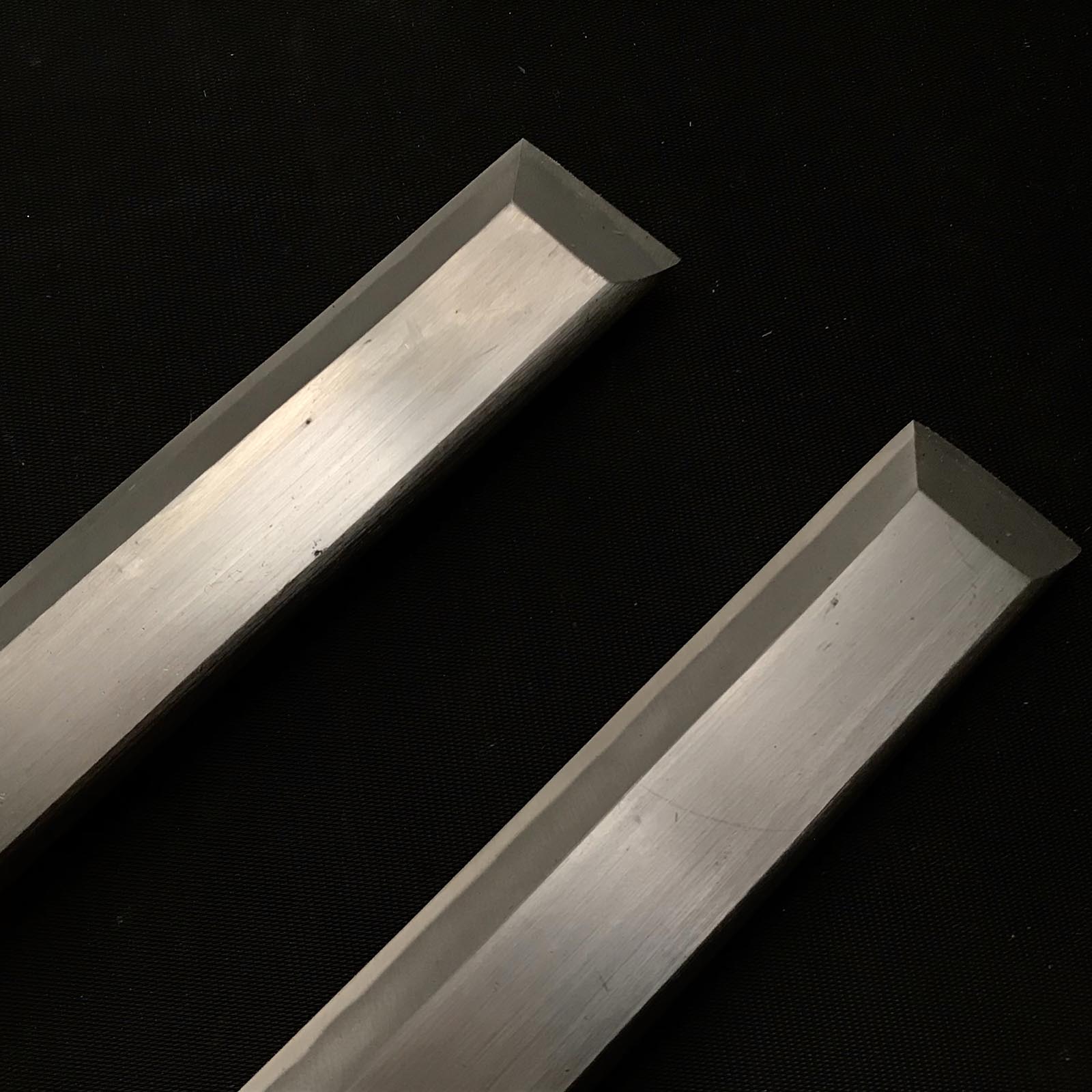 掘り出し物 義尚 手打 塗師屋小刀 左 210mm&180mm