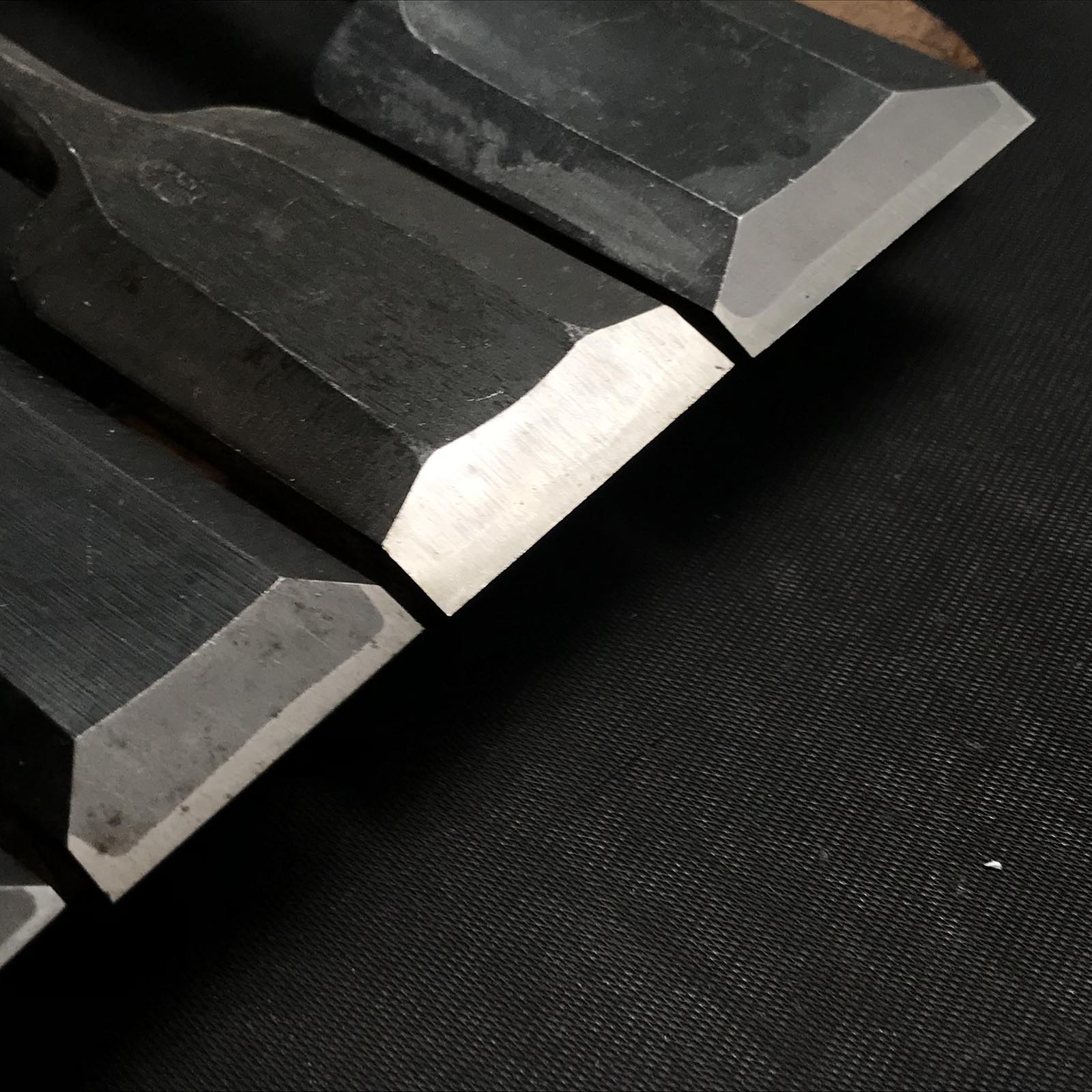 #M118 Mixed set for beginner Bench chisels set by unknown smith バラ鑿合わせ 初心者におすすめ 追入組鑿 作者不明 Oirenomi