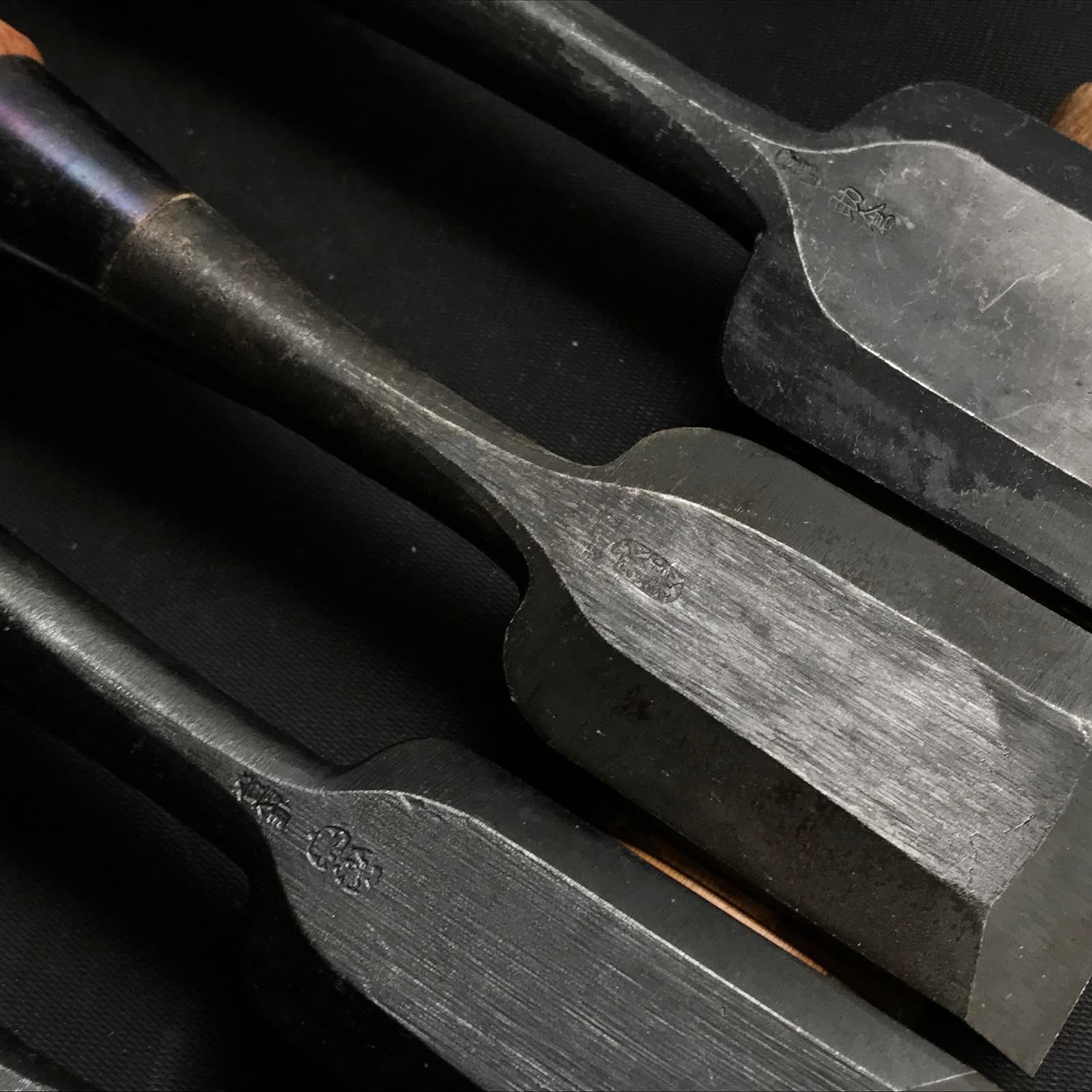 #M118 Mixed set for beginner Bench chisels set by unknown smith バラ鑿合わせ 初心者におすすめ 追入組鑿 作者不明 Oirenomi