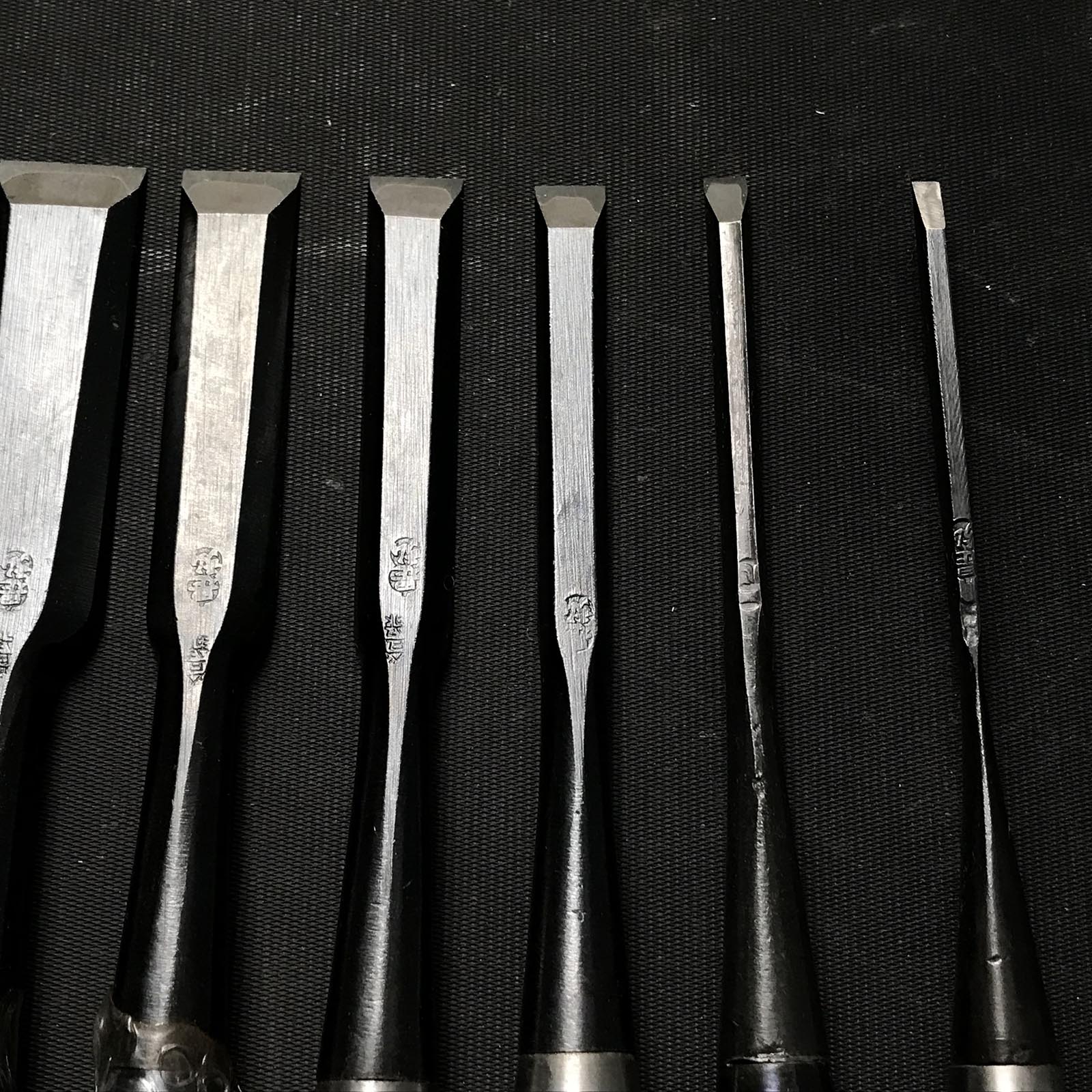 #M119 Mixed set for beginner Bench chisels set by unknown smith バラ鑿合わせ 初心者におすすめ 追入組鑿 作者不明 Oirenomi