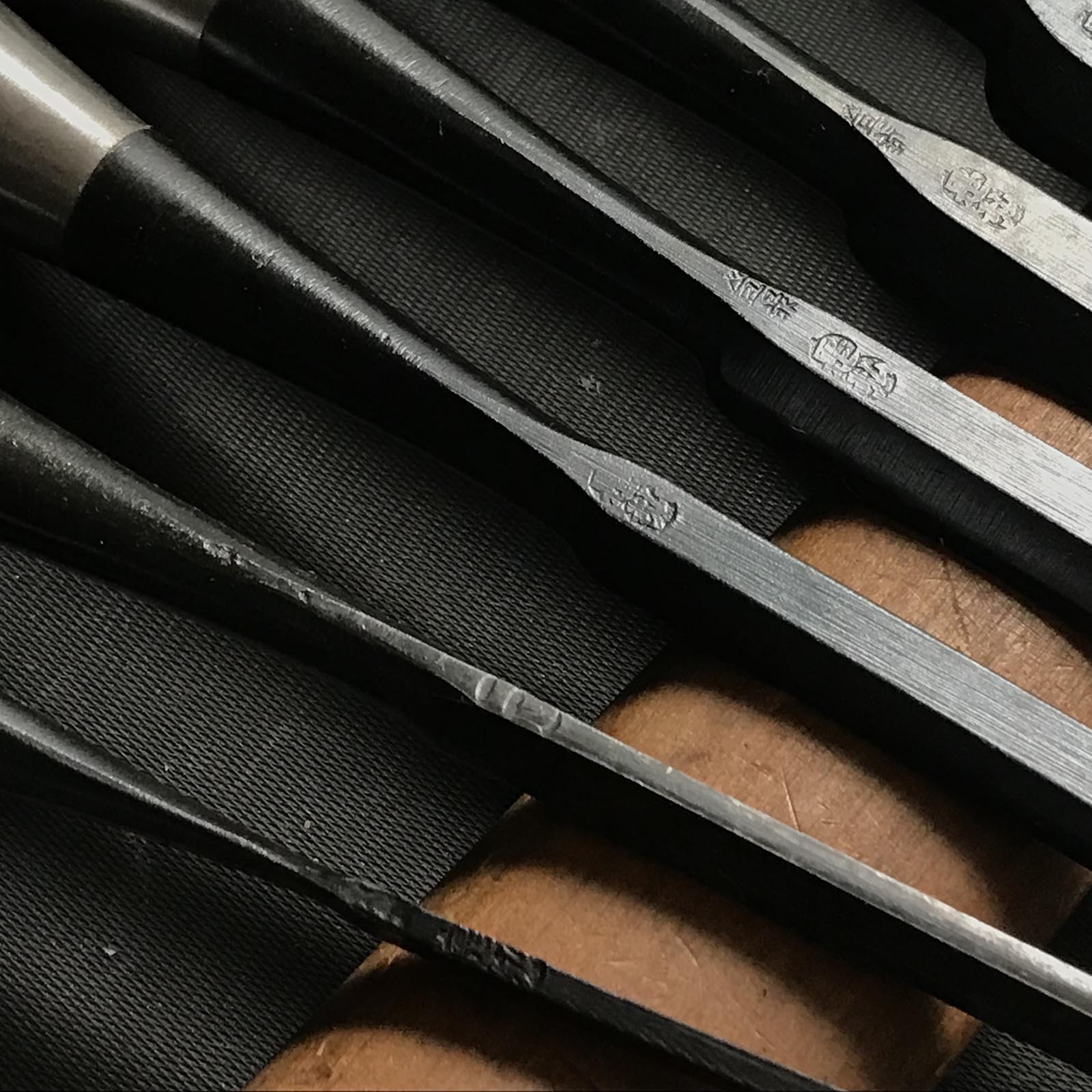 #M119 Mixed set for beginner Bench chisels set by unknown smith バラ鑿合わせ 初心者におすすめ 追入組鑿 作者不明 Oirenomi