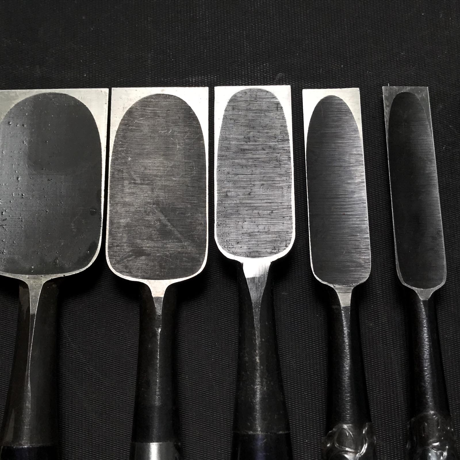 #M121 Mixed set for beginner Bench chisels set by unknown smith バラ鑿合わせ 初心者におすすめ 追入組鑿 作者不明 Oirenomi