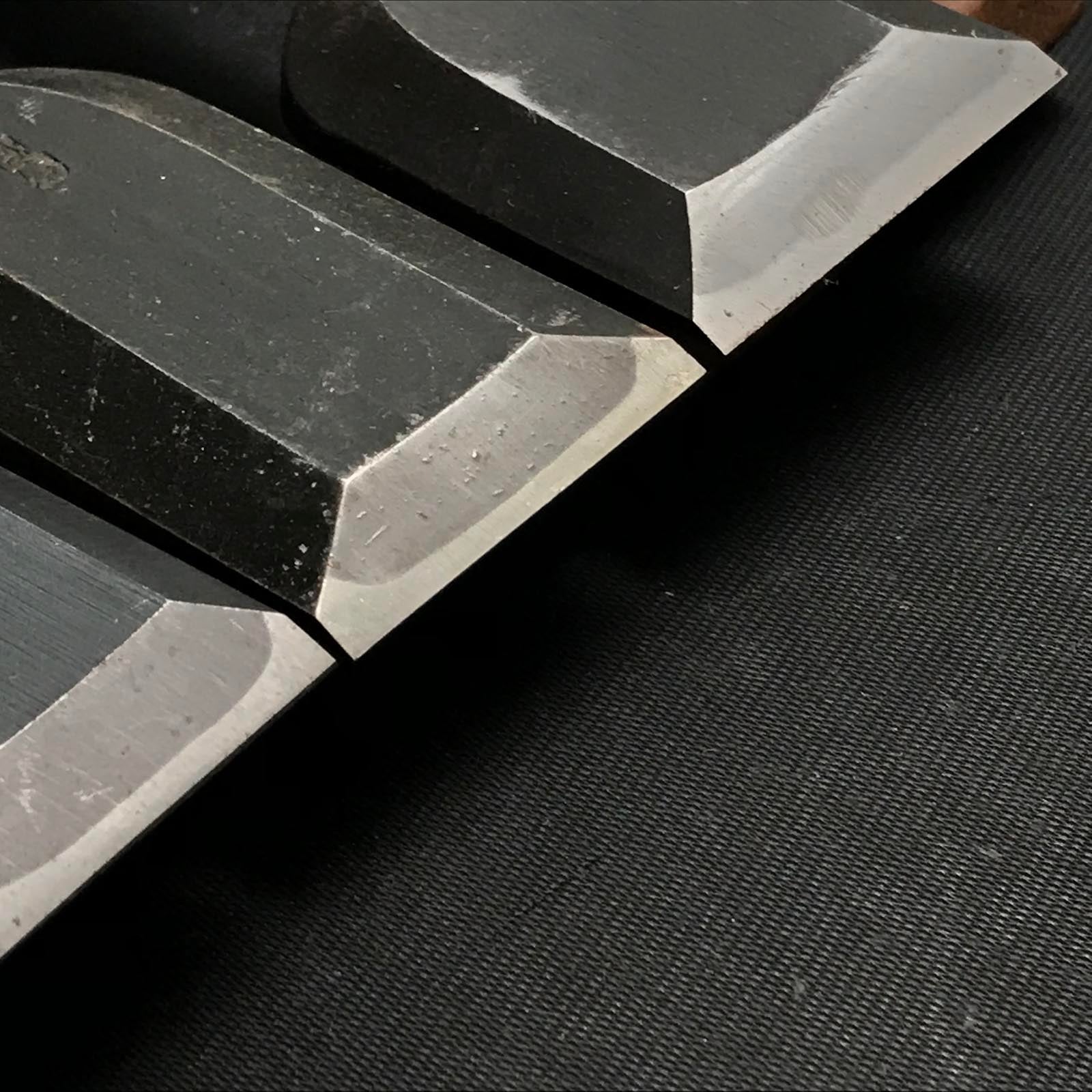 #M121 Mixed set for beginner Bench chisels set by unknown smith バラ鑿合わせ 初心者におすすめ 追入組鑿 作者不明 Oirenomi