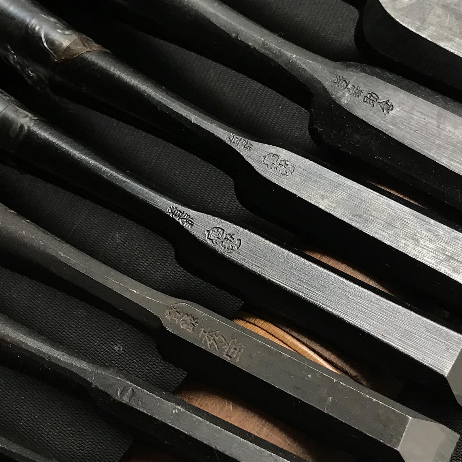 #M121 Mixed set for beginner Bench chisels set by unknown smith バラ鑿合わせ 初心者におすすめ 追入組鑿 作者不明 Oirenomi