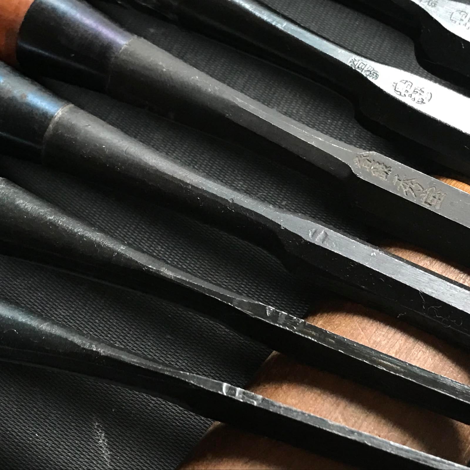 #M121 Mixed set for beginner Bench chisels set by unknown smith バラ鑿合わせ 初心者におすすめ 追入組鑿 作者不明 Oirenomi