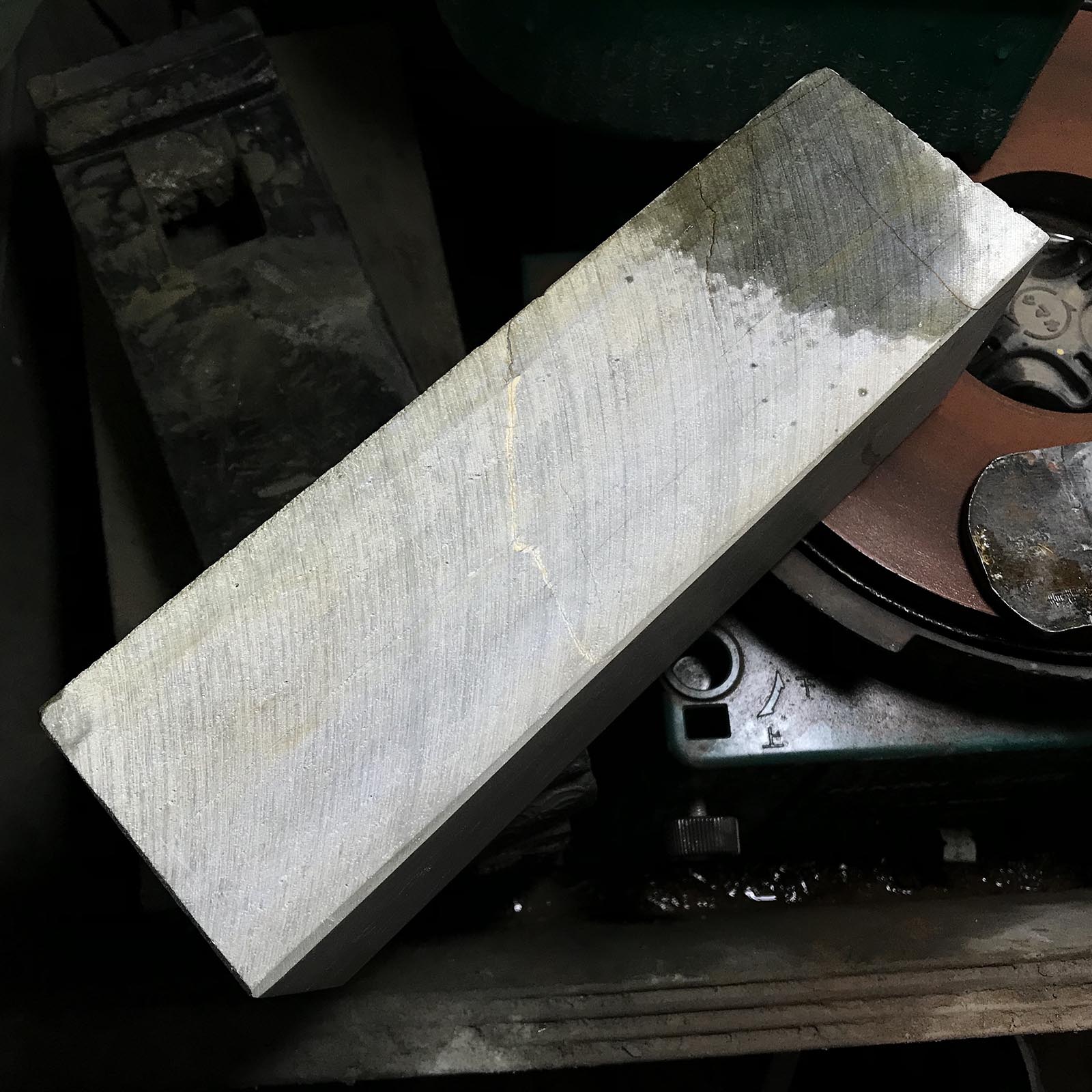 Unknown Yama #2 Uchikumori Suita Toishi? From collection Japanese Natural finishing Stones 蔵出し 天然仕上げ砥石 山不明 墨流し 内曇砥? 天井巣板?