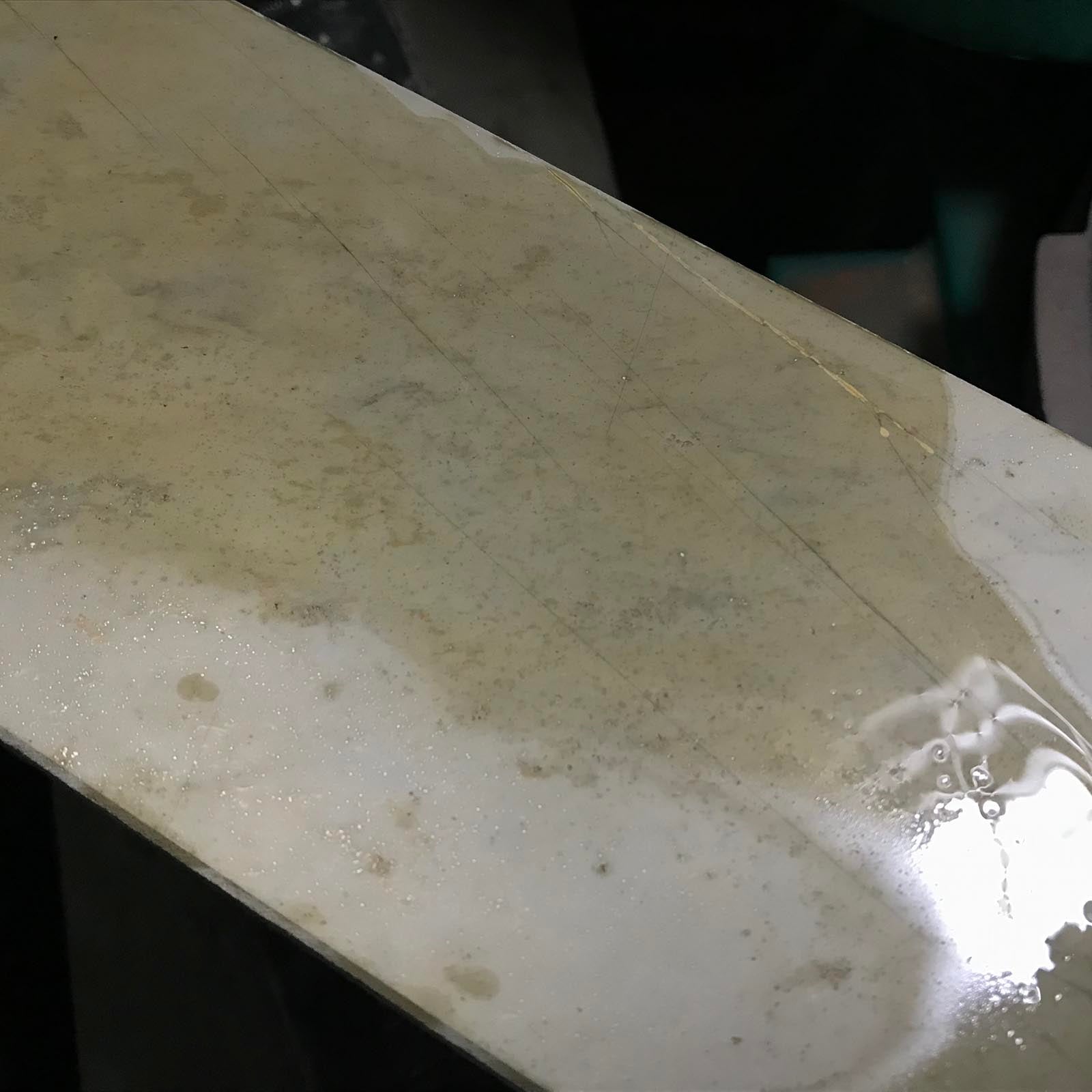 Unknown Yama #2 Uchikumori Suita Toishi? From collection Japanese Natural finishing Stones 蔵出し 天然仕上げ砥石 山不明 墨流し 内曇砥? 天井巣板?