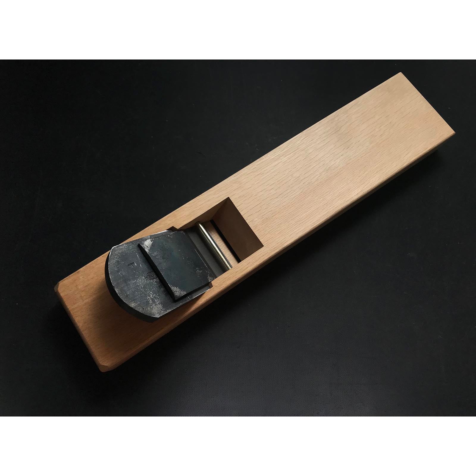 Old stock Amahiroyoshi Long body Plane (Nagadai-Kanna) by Mizuno Masatoshi 掘出し物 天弘義 縦すき 水野正利作 長台鉋 65mm