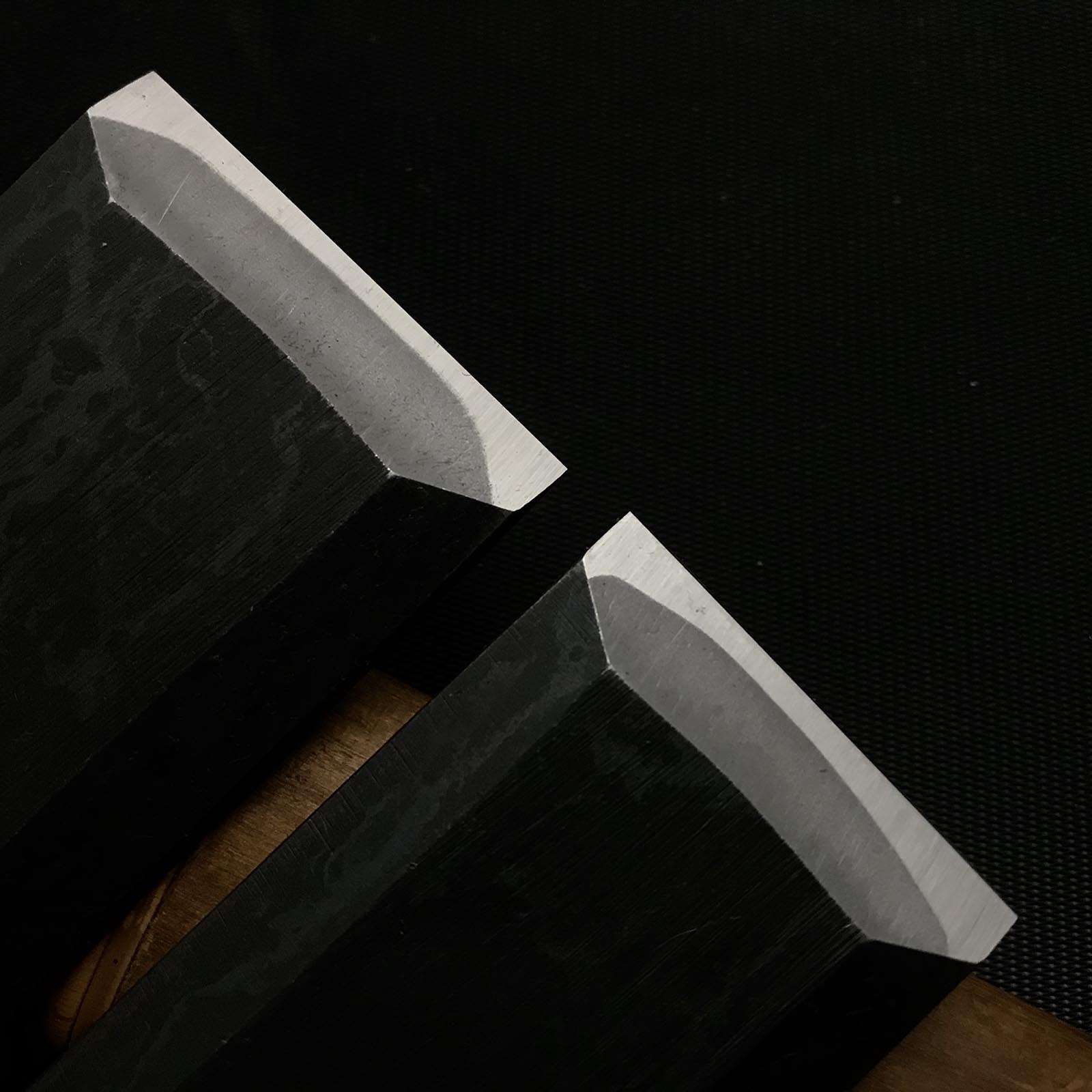 Koreshige Paring chisels by unknown smith 是重 薄鑿 Usunomi