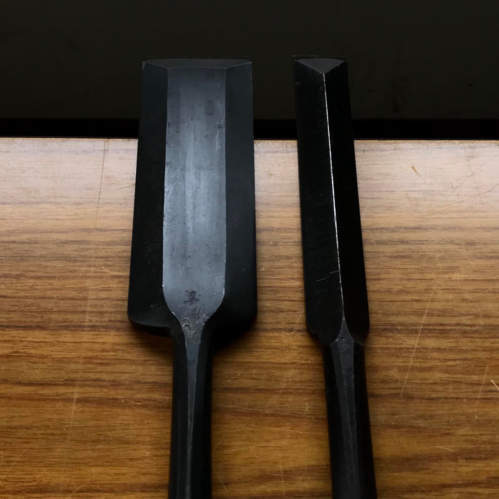 旧蔵 広次 鑿セット(大月のみ・本月のみ) 掘り出し物 廣貢 本突き組鑿 48mm 24mm