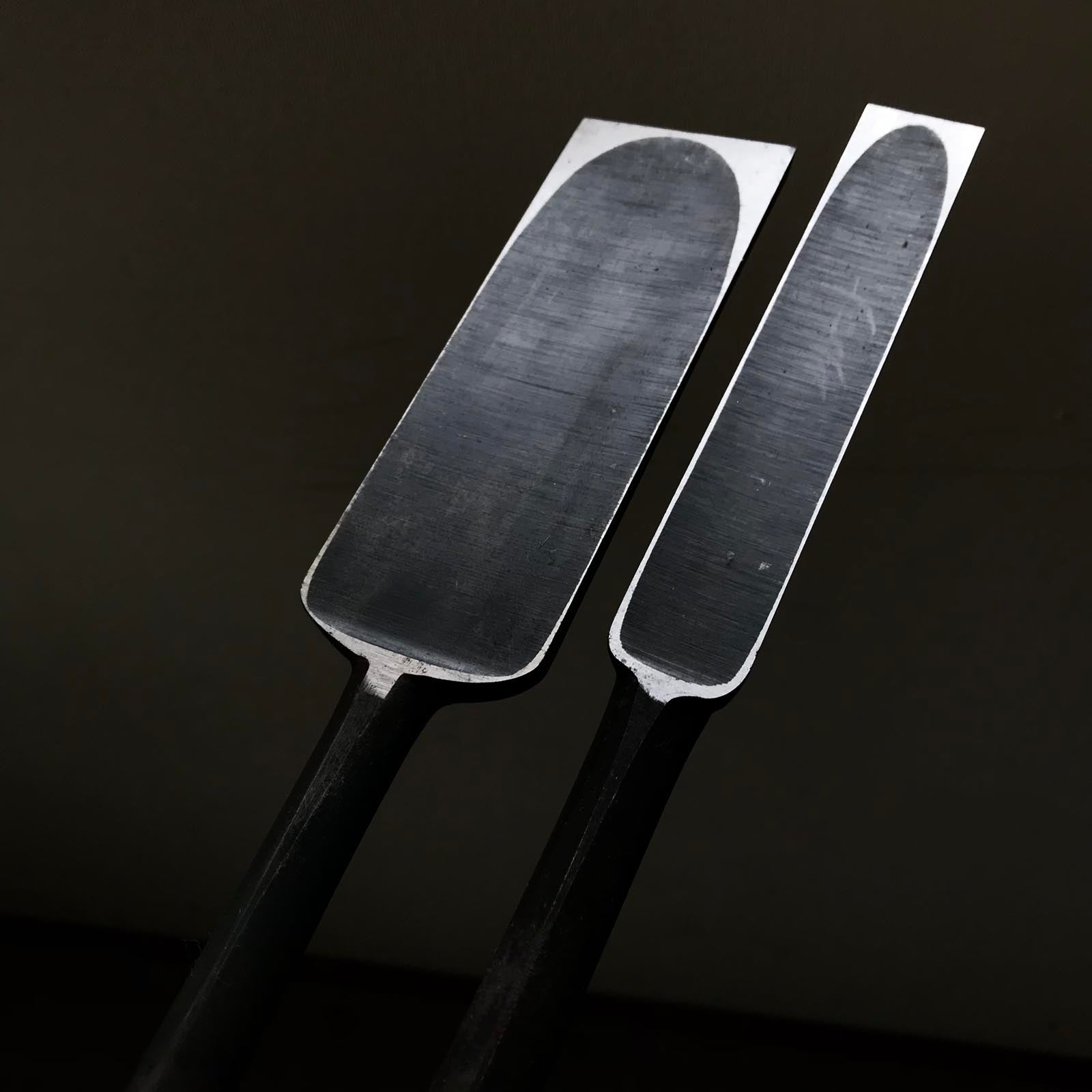 旧蔵 広次 鑿セット(大月のみ・本月のみ) 掘り出し物 廣貢 本突き組鑿 48mm 24mm