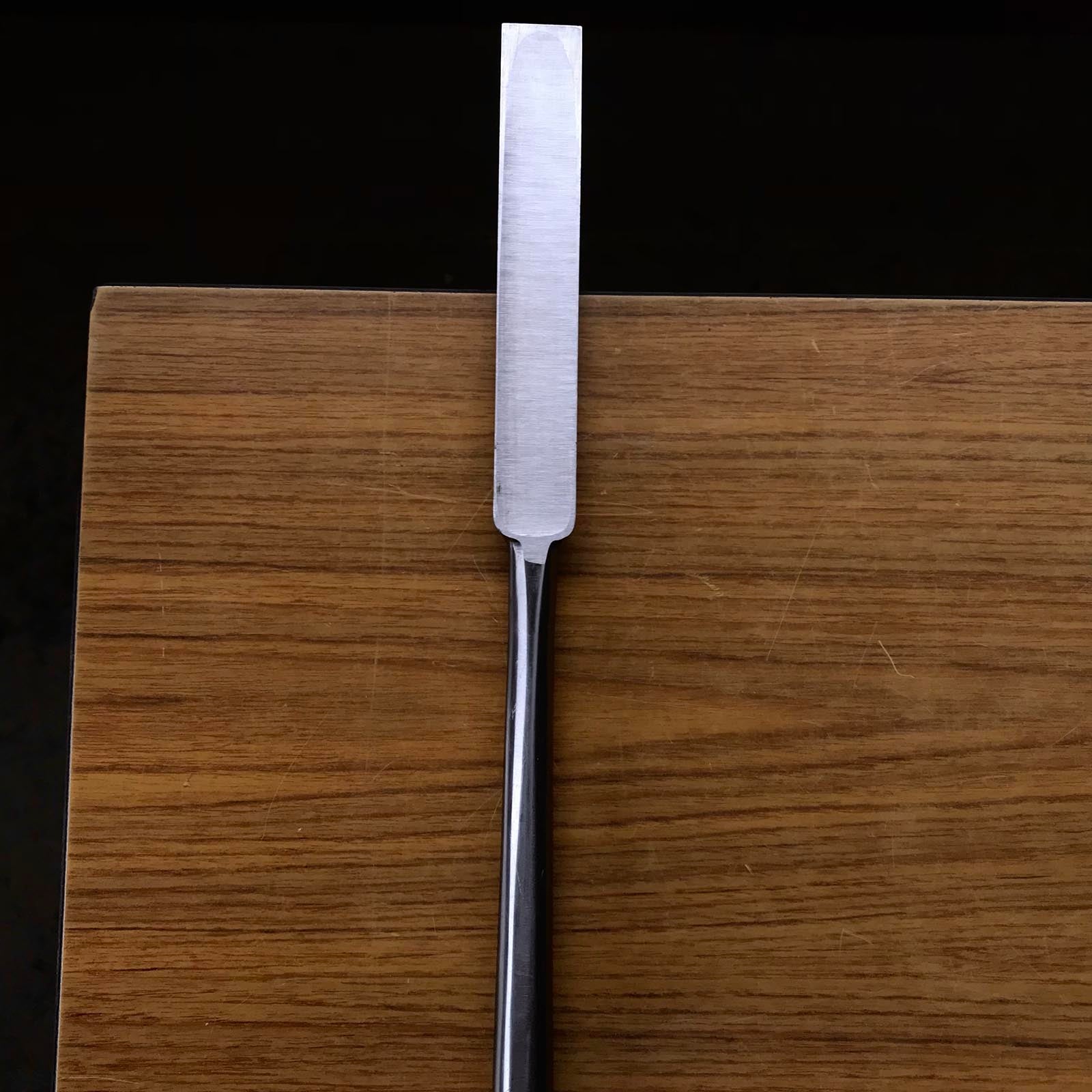 旧在庫 藤原 2号 アリ溝ノミ (大月のみ、本月のみ) 掘出し物 藤原作 本突き鎬鑿 24mm