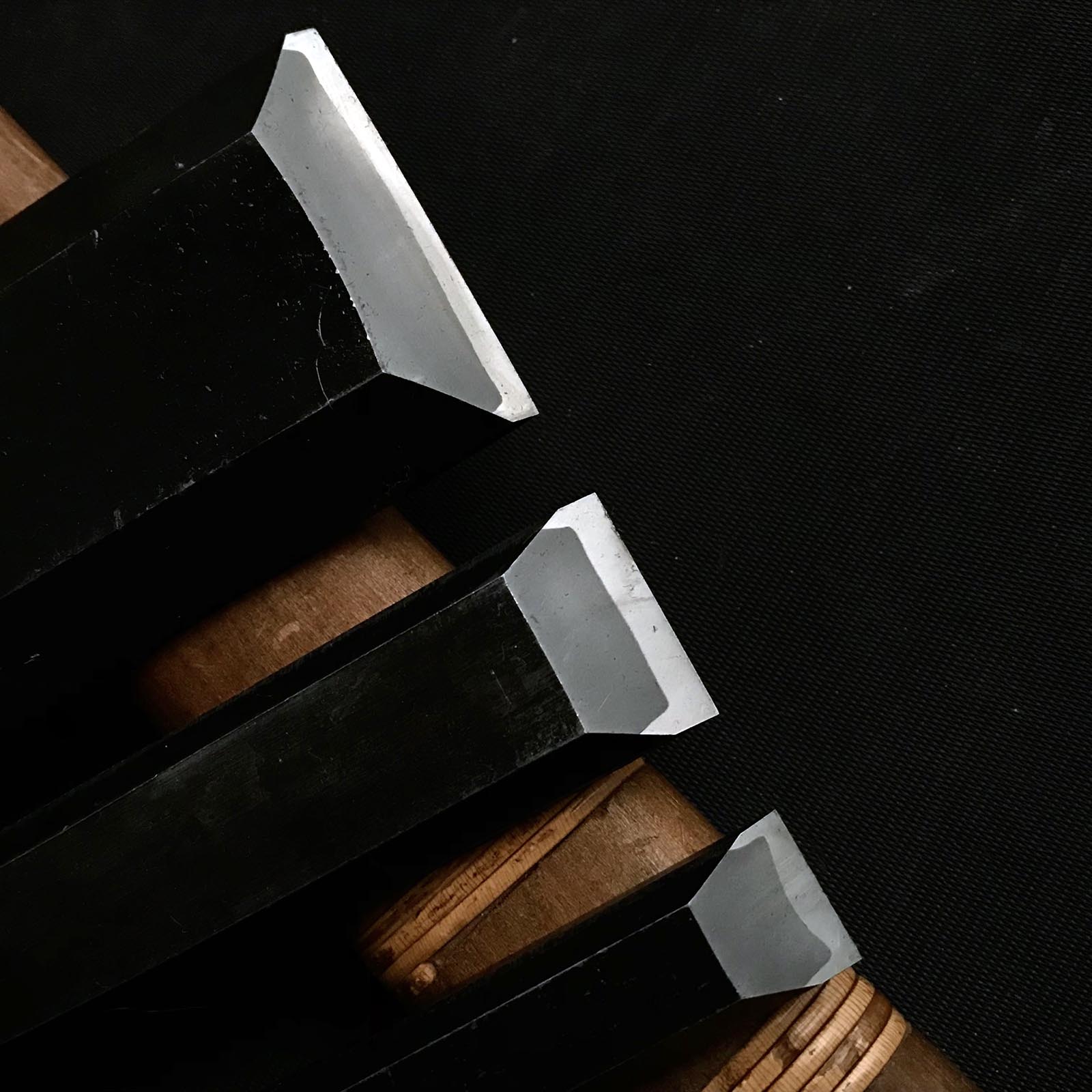 五百蔵 穴屋鑿 Ioroi Slick Chisels (Anayanomi) with white steel by Ioroi Hideo
