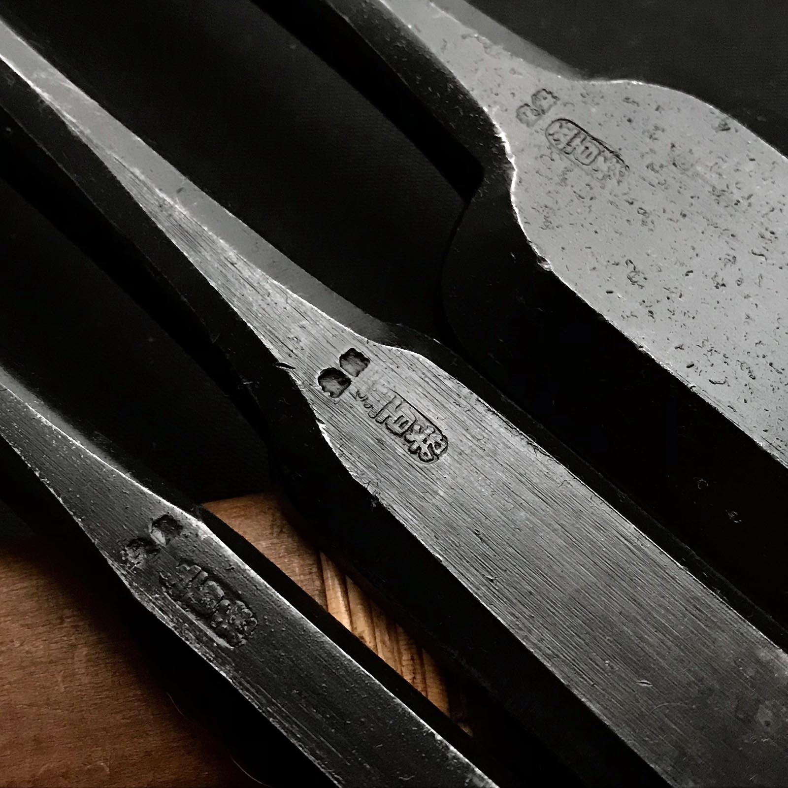 五百蔵 穴屋鑿 Ioroi Slick Chisels (Anayanomi) with white steel by Ioroi Hideo